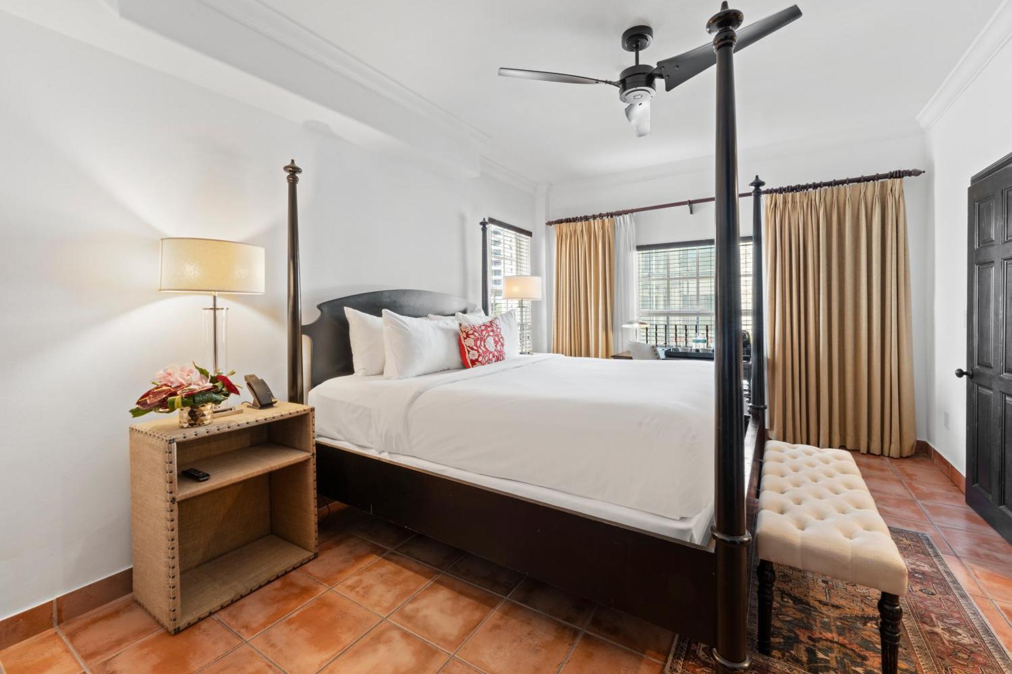 Casa King Room with View