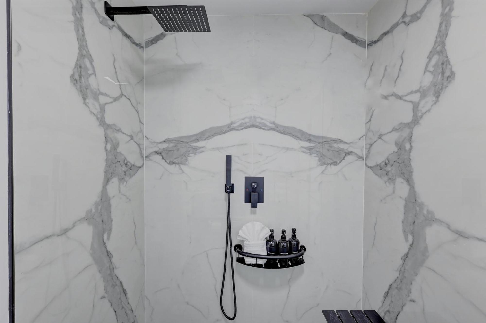 Queen Room with Two Queen Beds - Mobility Access/Non-Smoking,1697876747:JPEG