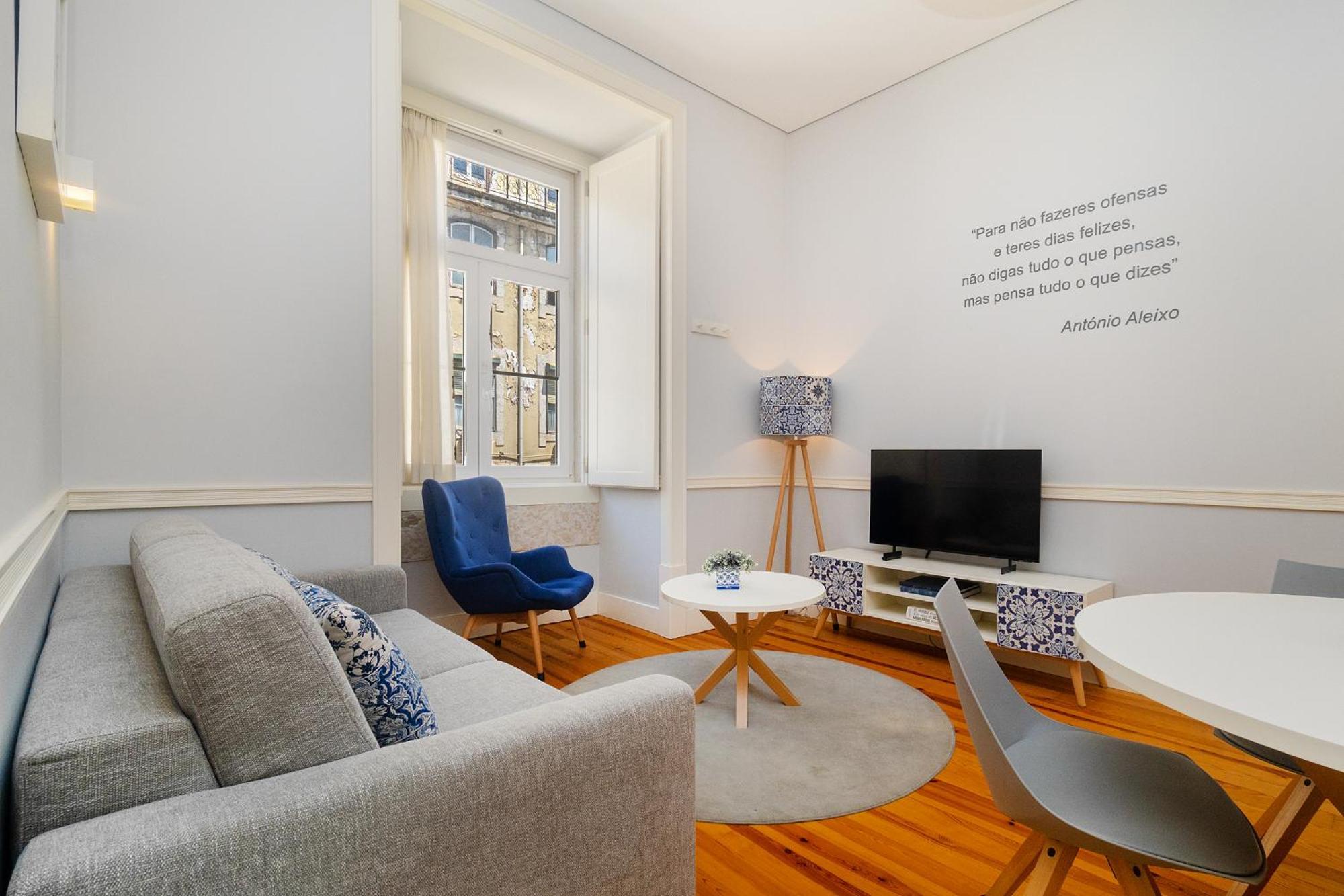 Superior One-Bedroom Apartment