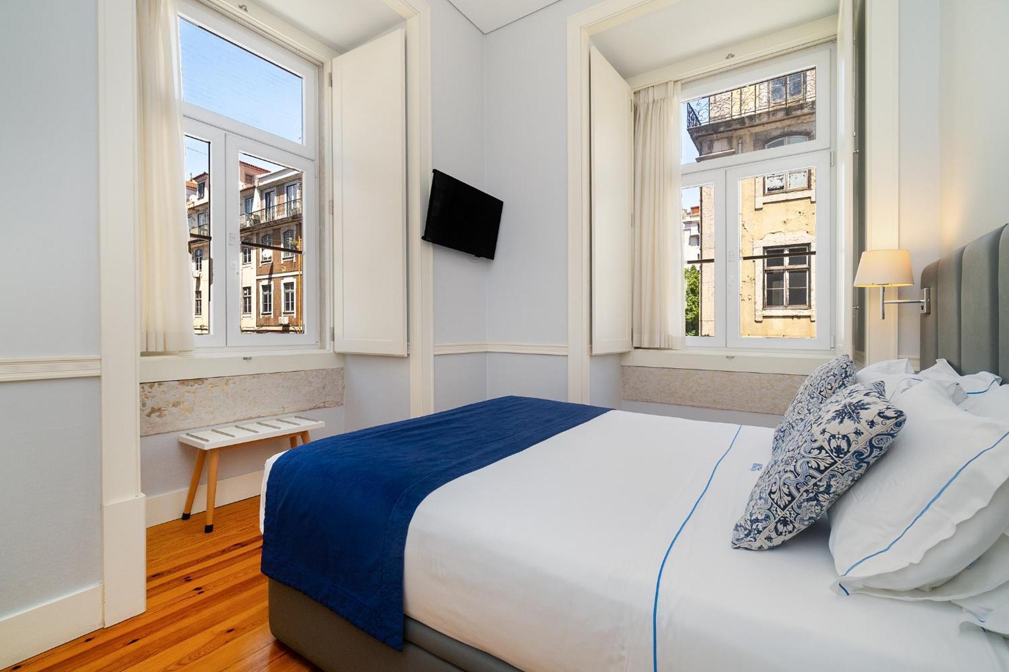 Superior One-Bedroom Apartment