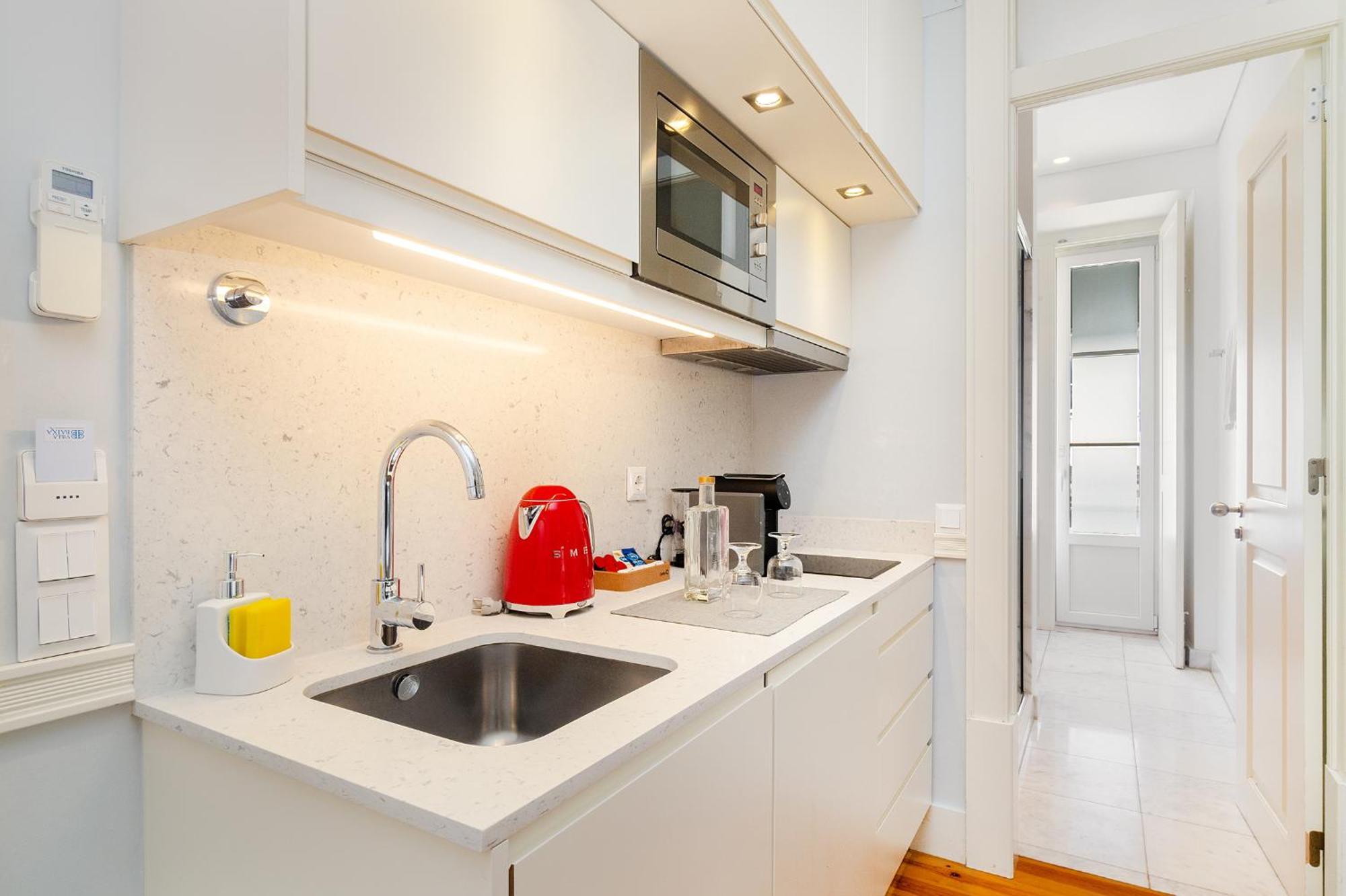 Superior One-Bedroom Apartment