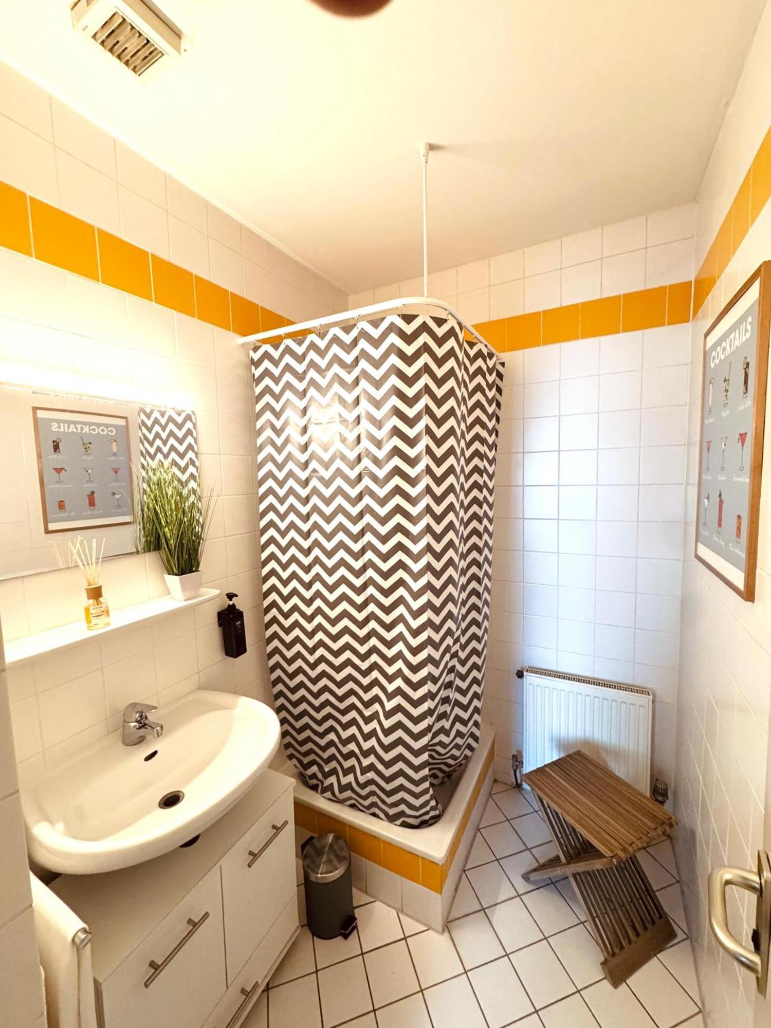 Standard Double Room with Shared Bathroom