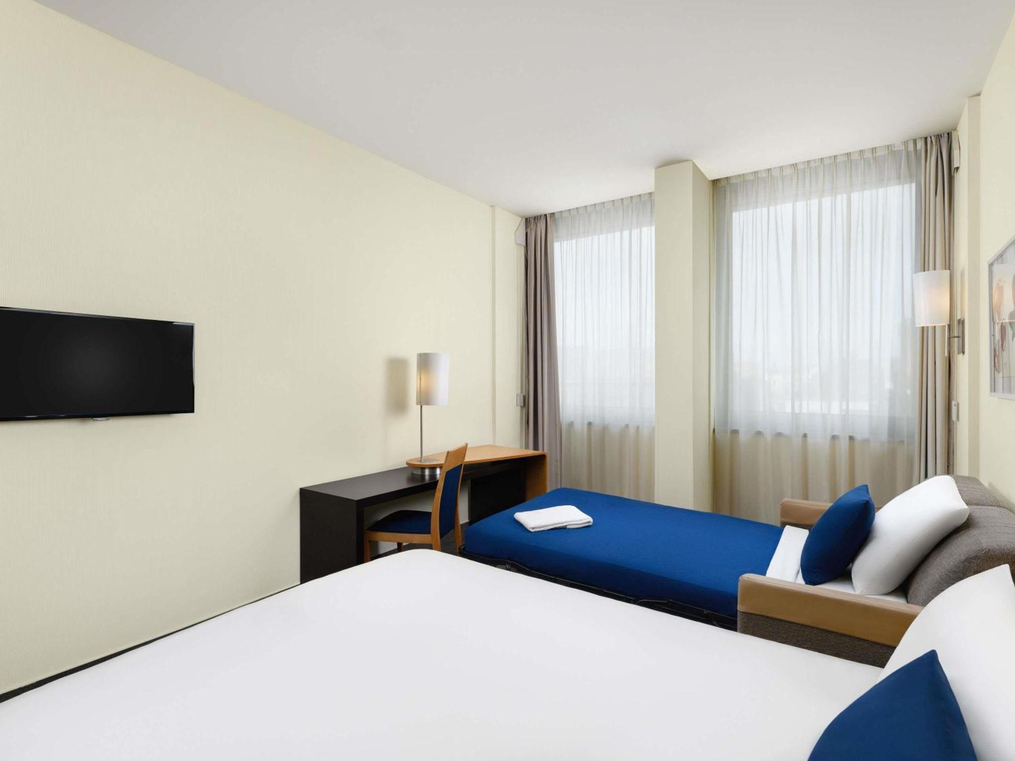 Superior Family  Double Room with Sofa Bed