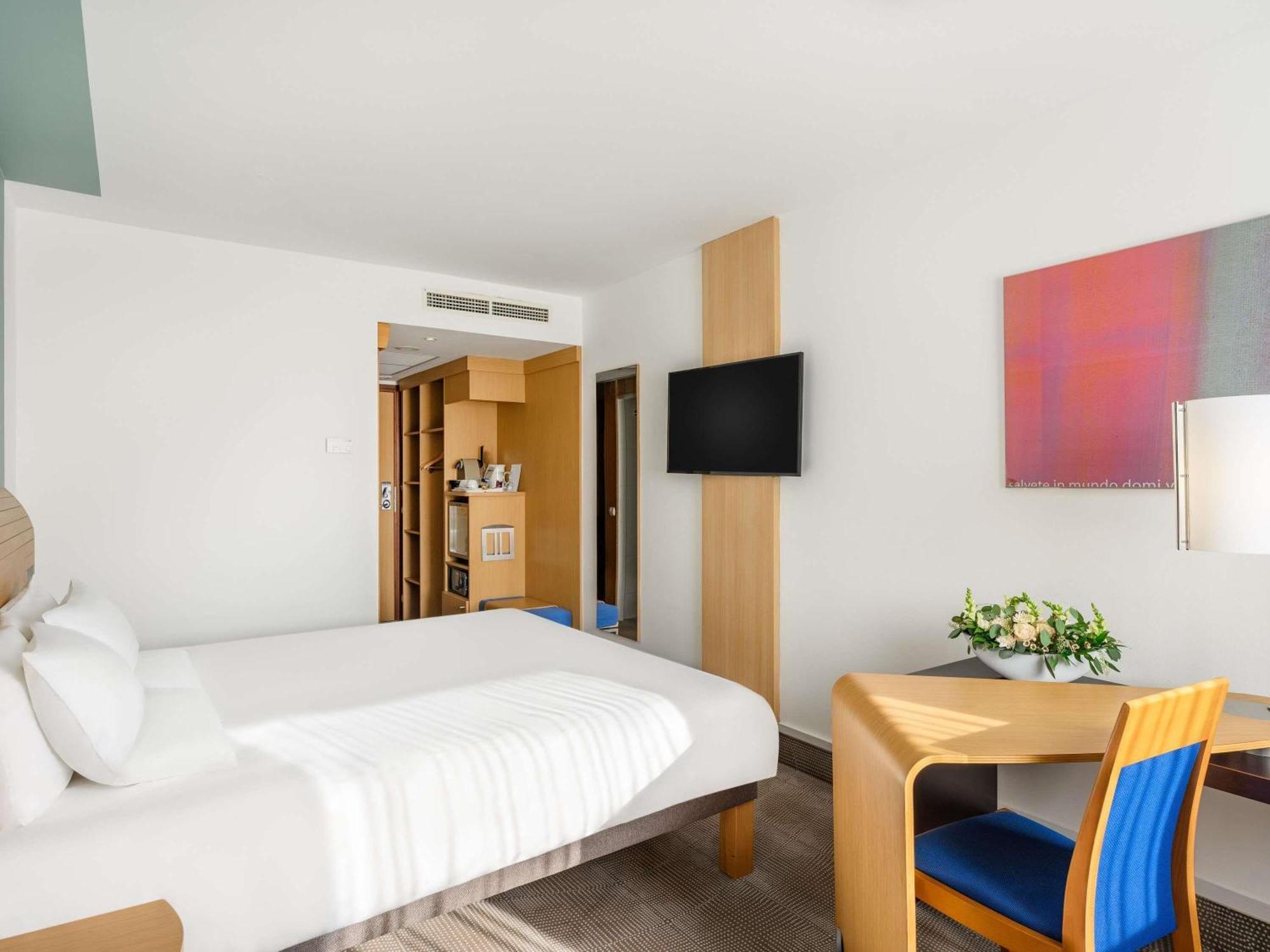 Superior Double Room,1704848582:JPEG