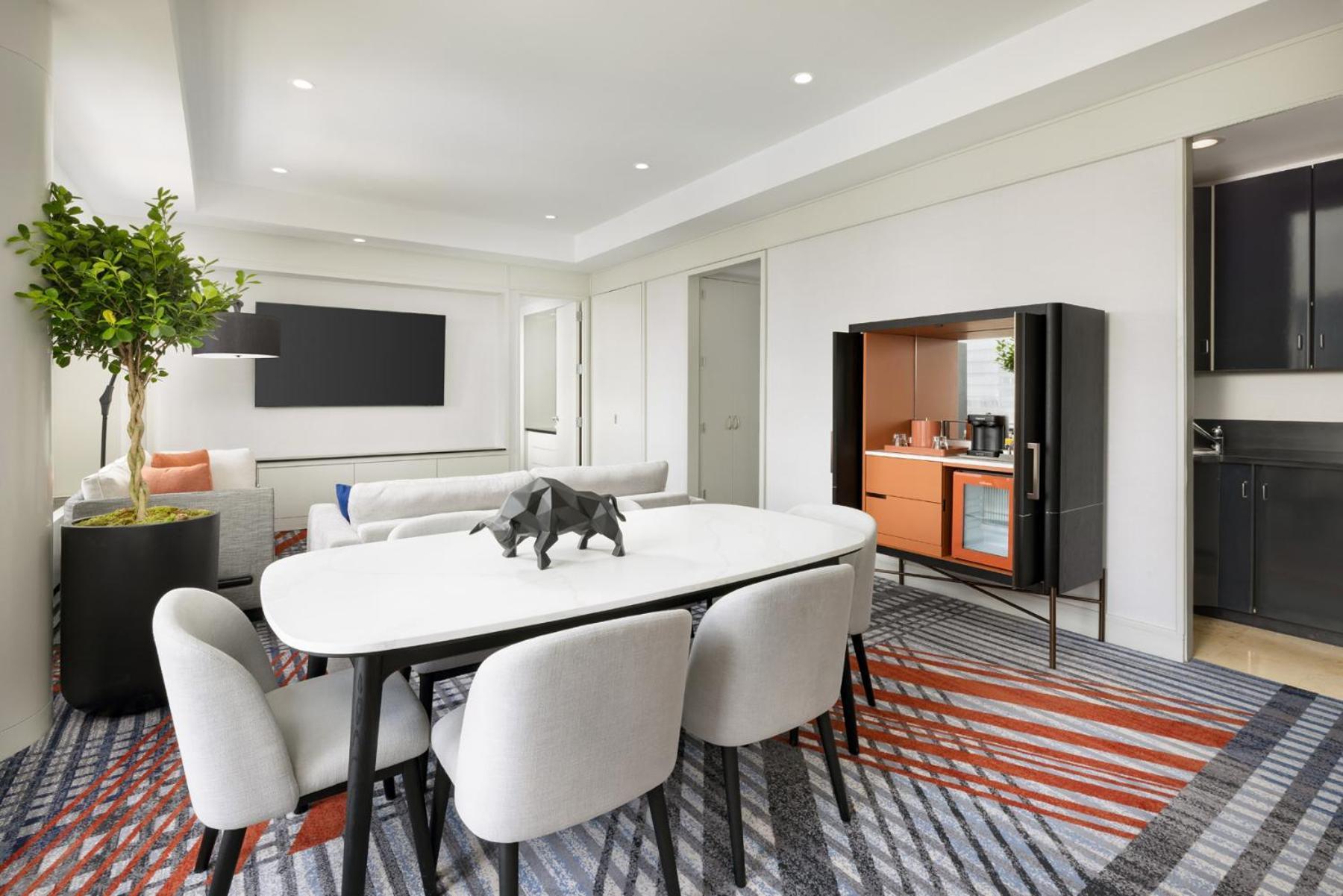 One World Suite