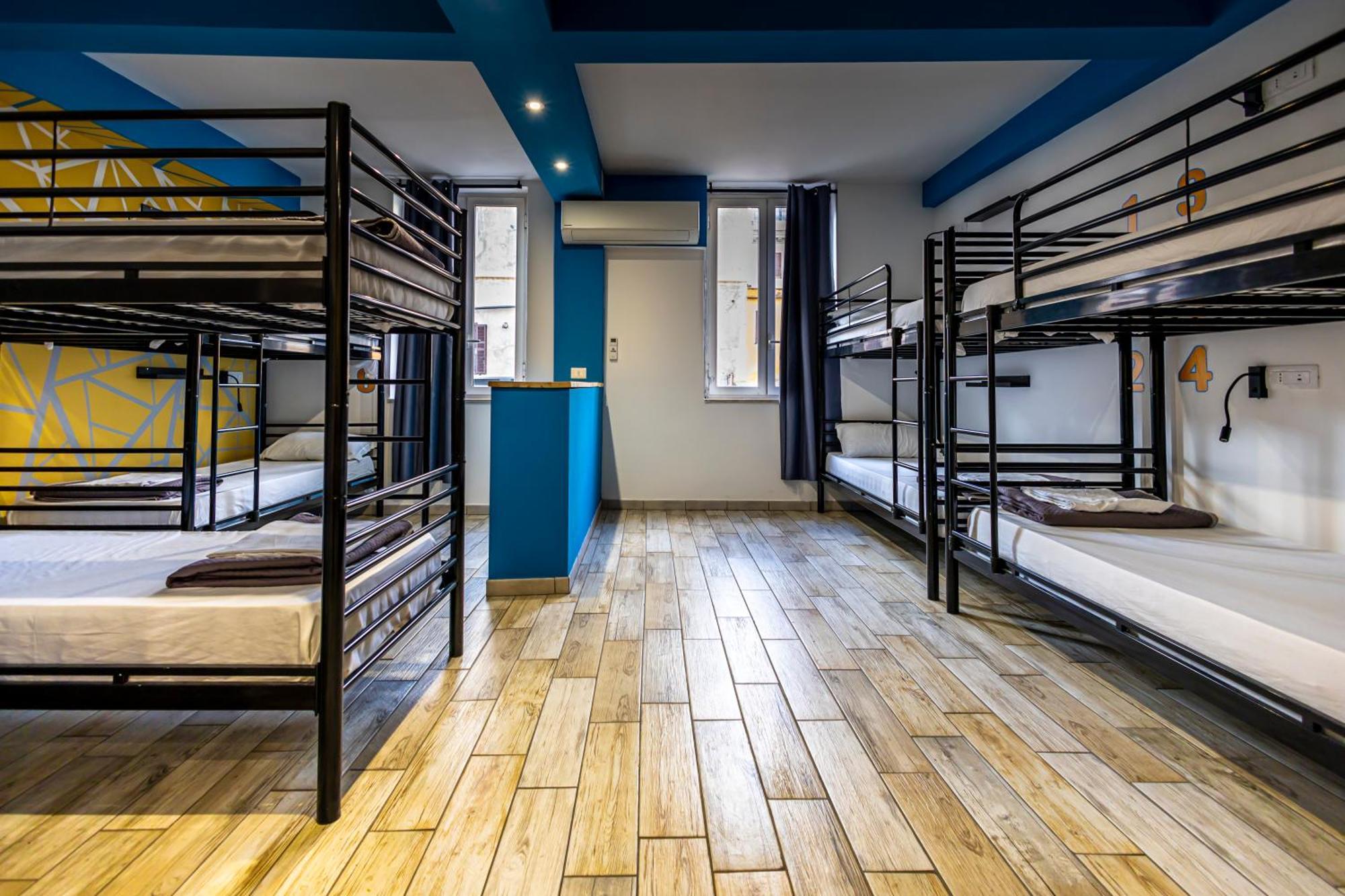 Bed in 8-Bed Mixed Dormitory Room