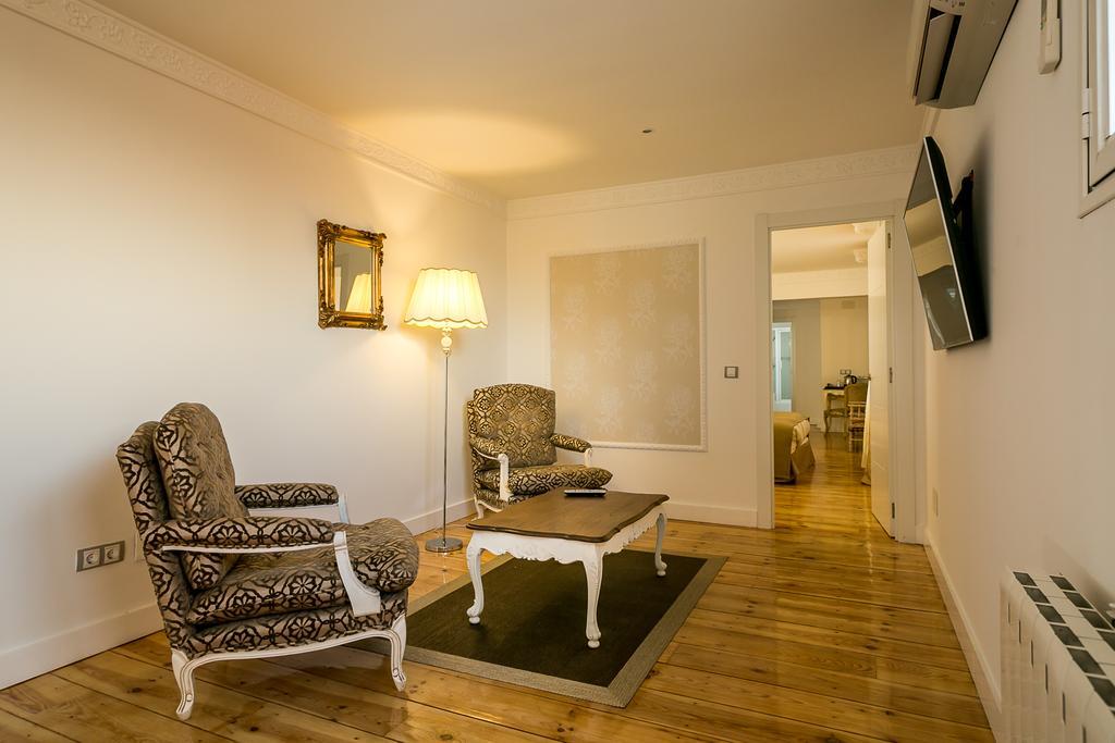 Premium Double Room City View