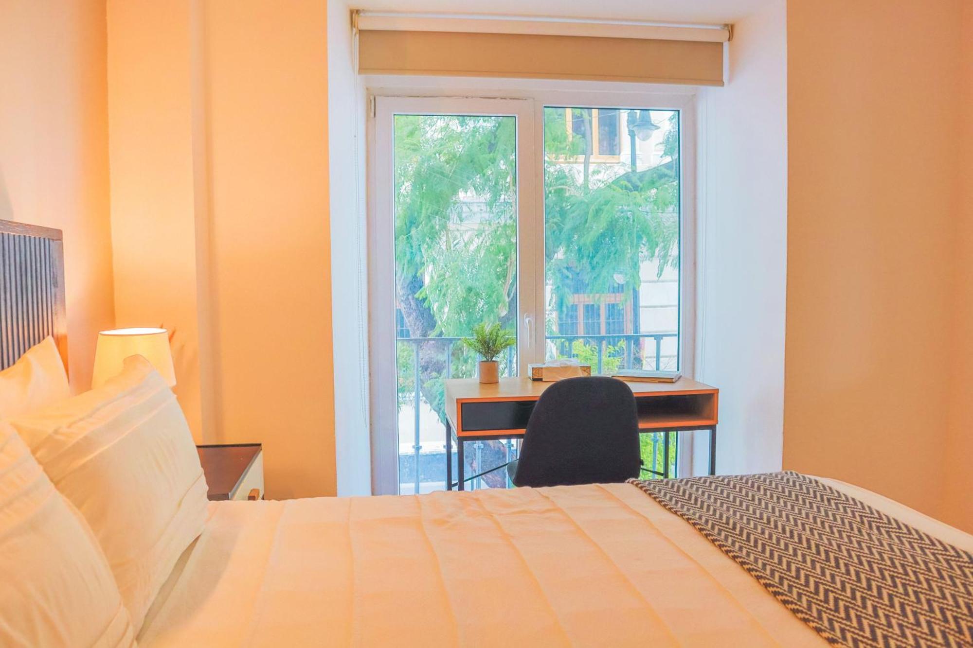 Apartment with City View