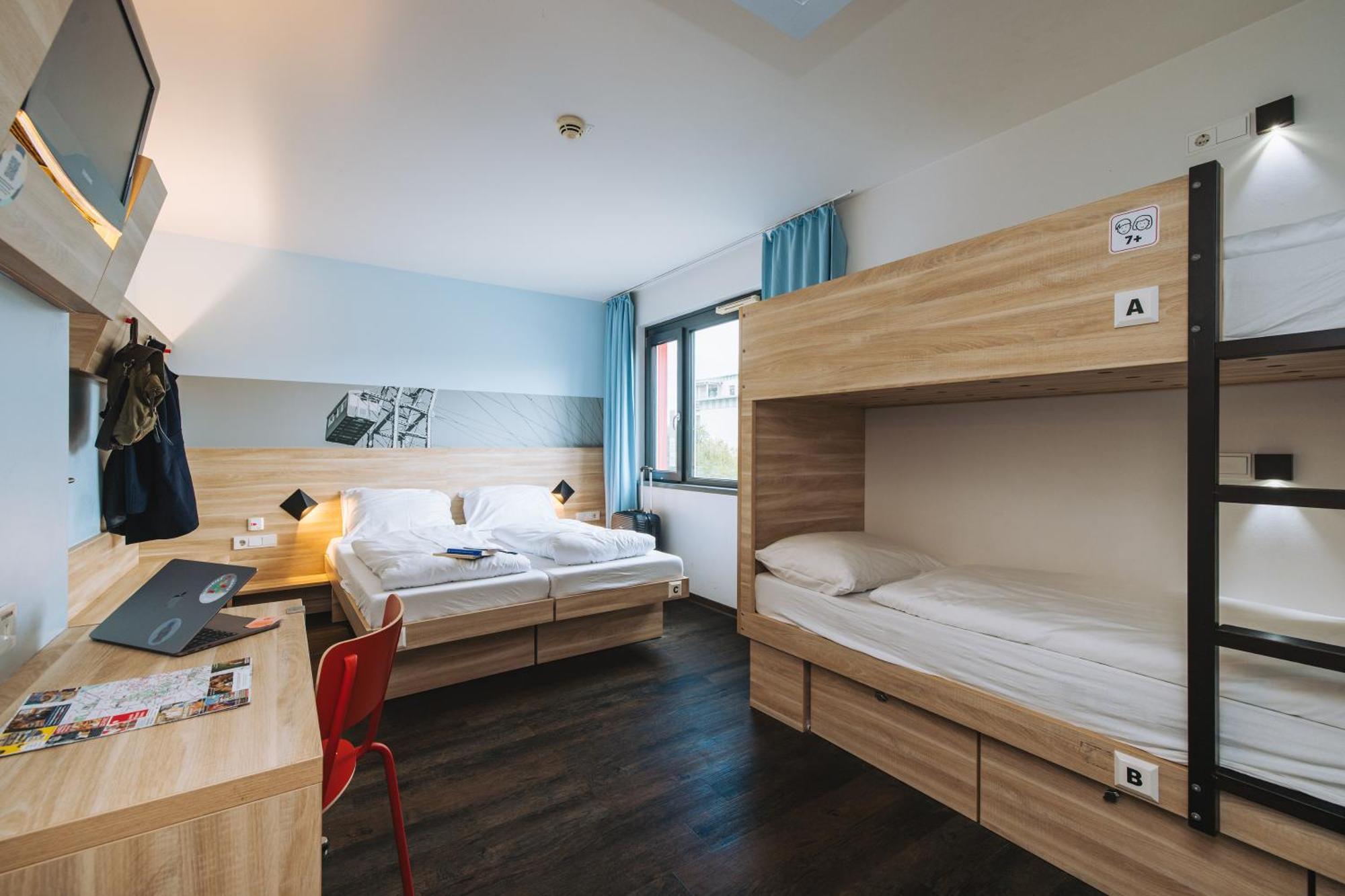 Quad Room