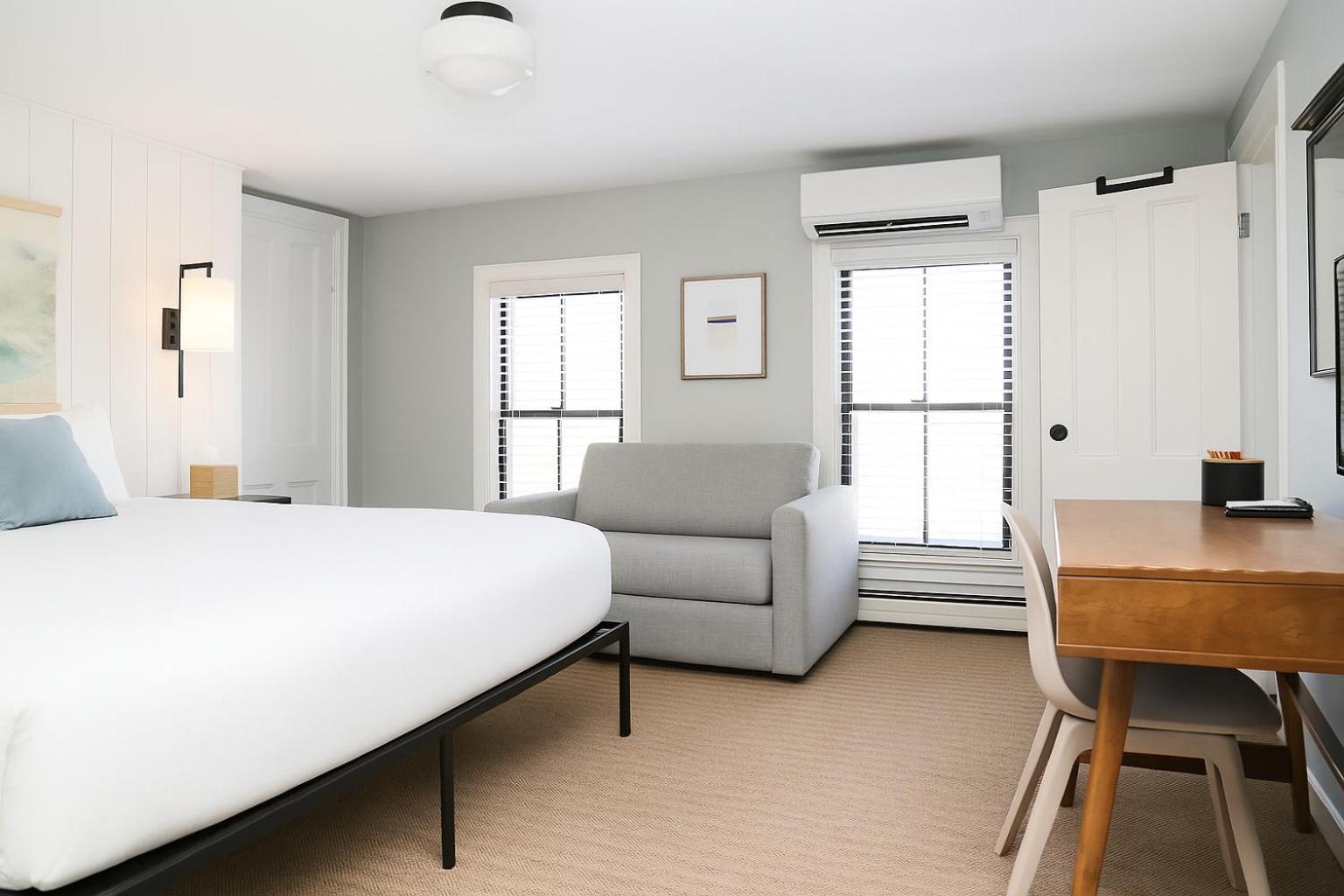 Standard King Room
