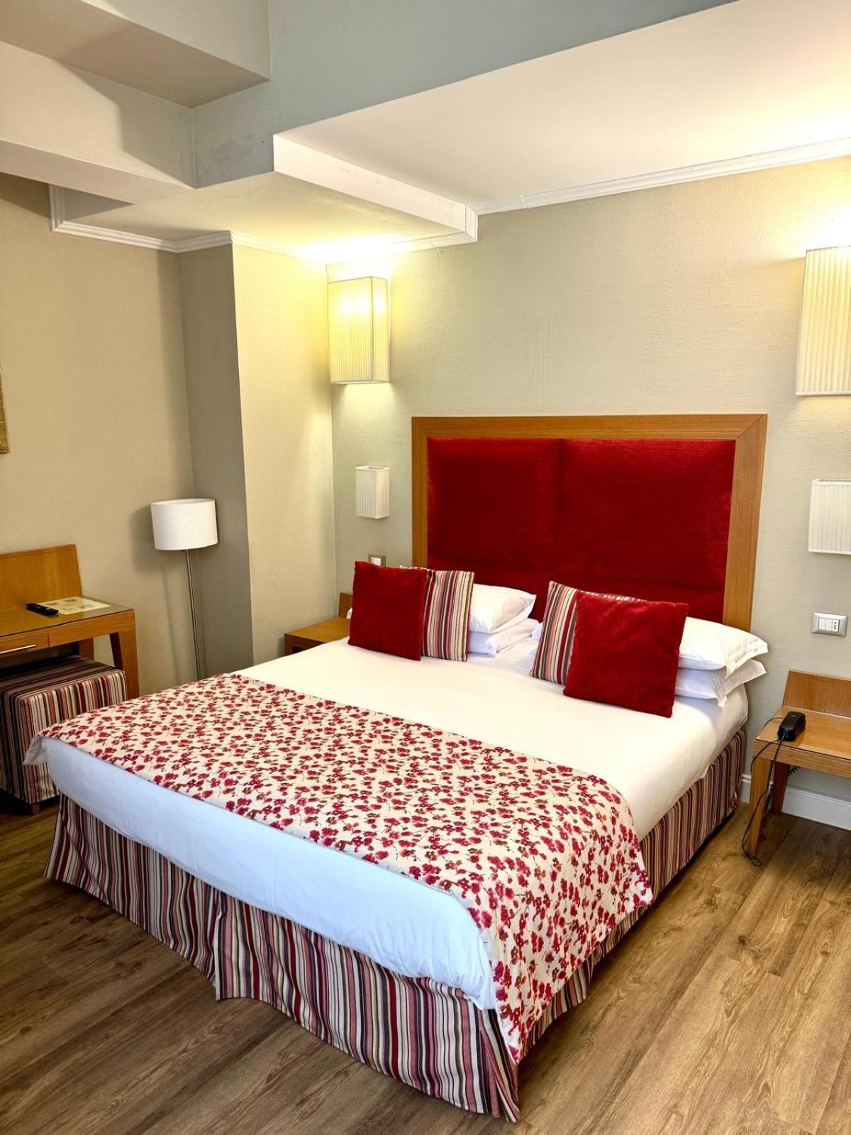 Superior Double or Twin Room City View