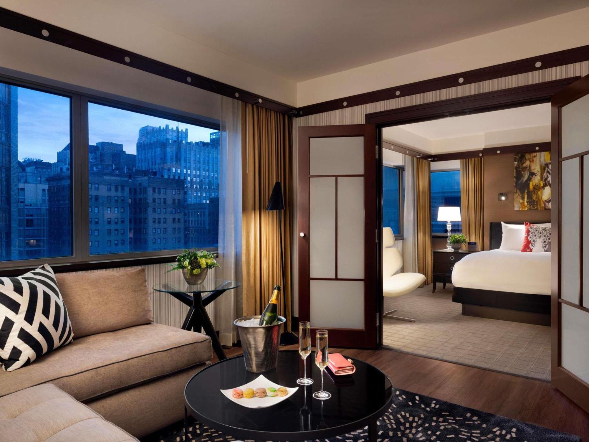 One-Bedroom Signature Suite