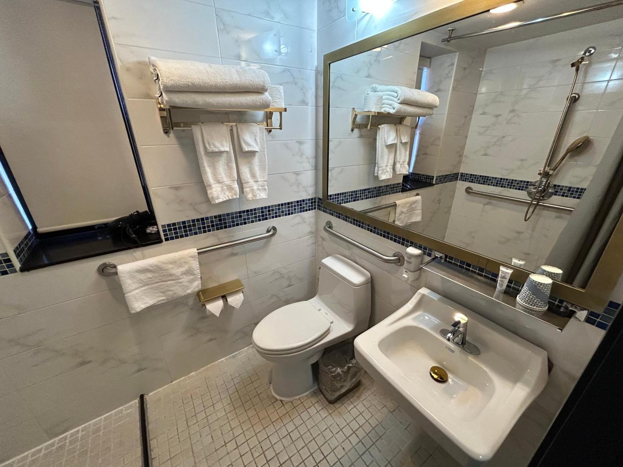 Queen Room Disability Access