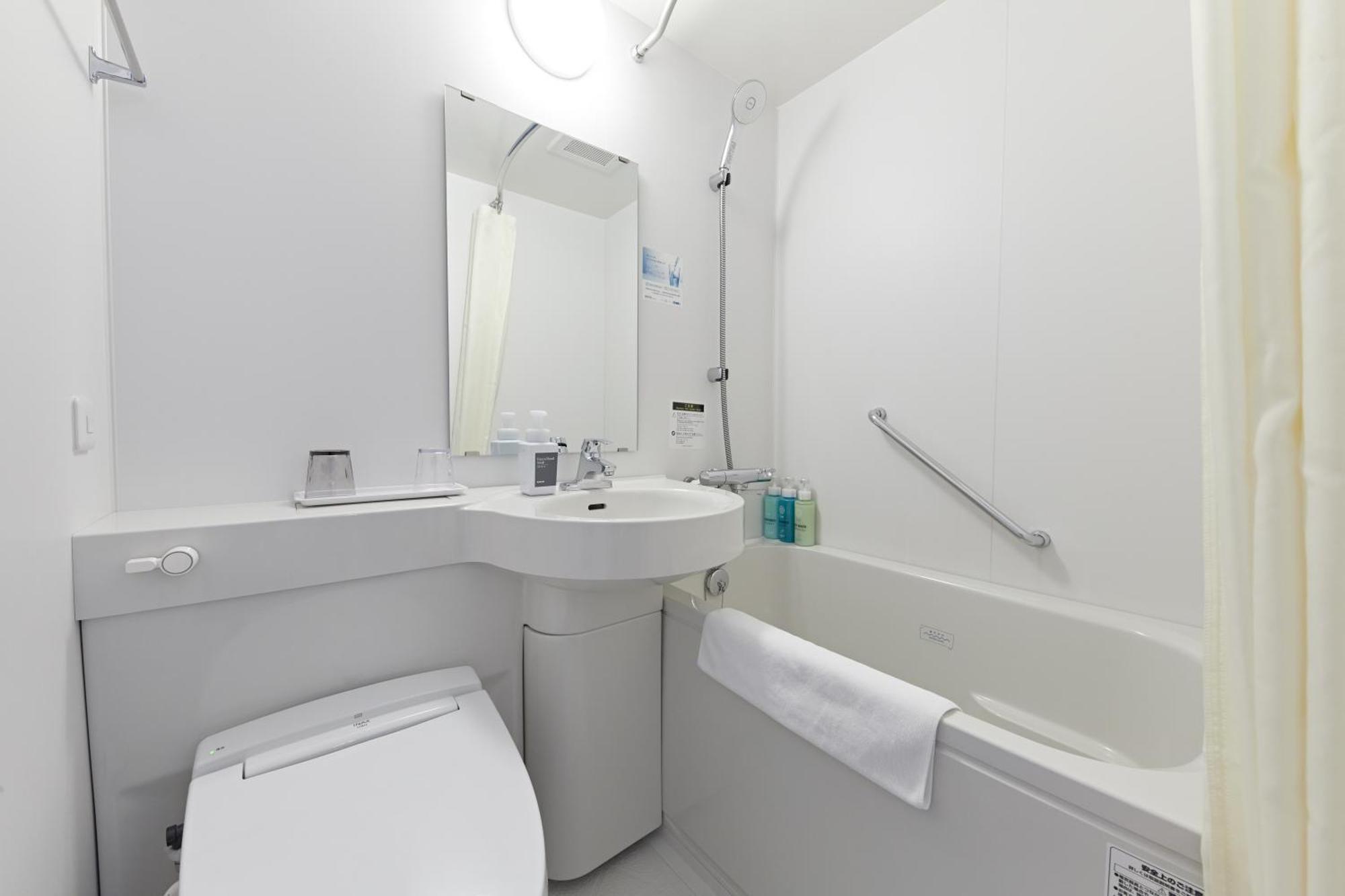 Connecting Room - Non-Smoking