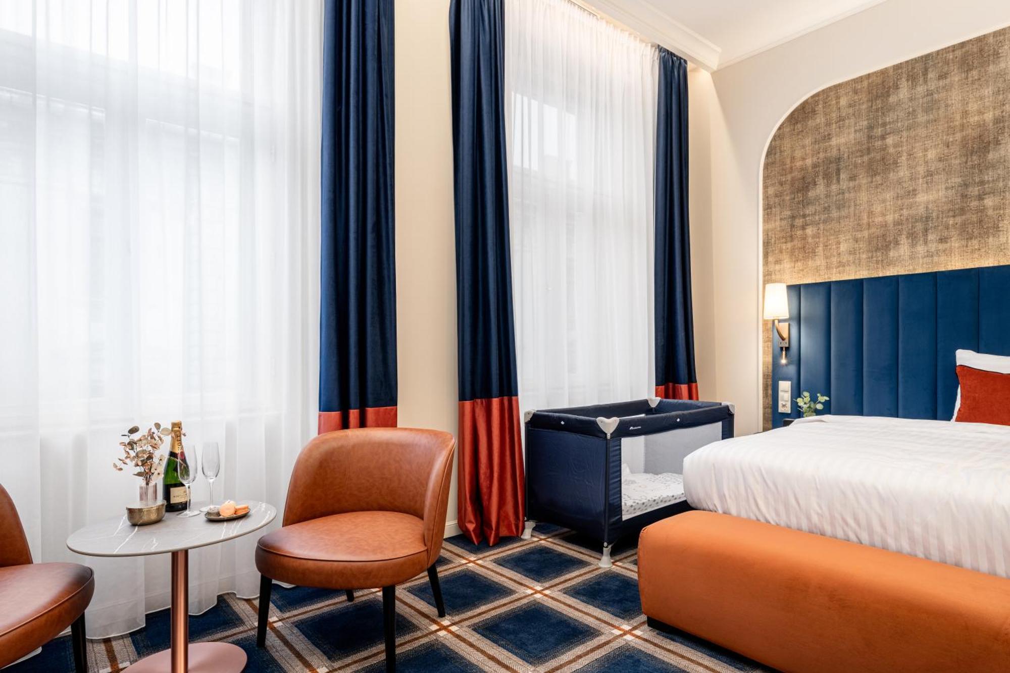 Junior Suite with Basilica View