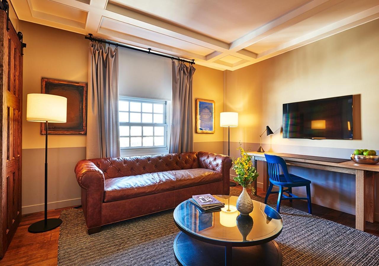 Blossom Double Suite