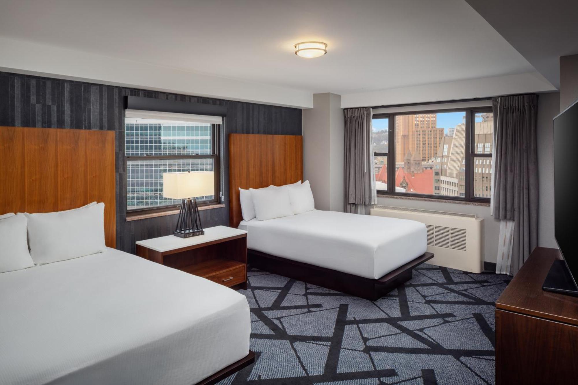 Two-Bedroom Suite,1742656757:JPEG