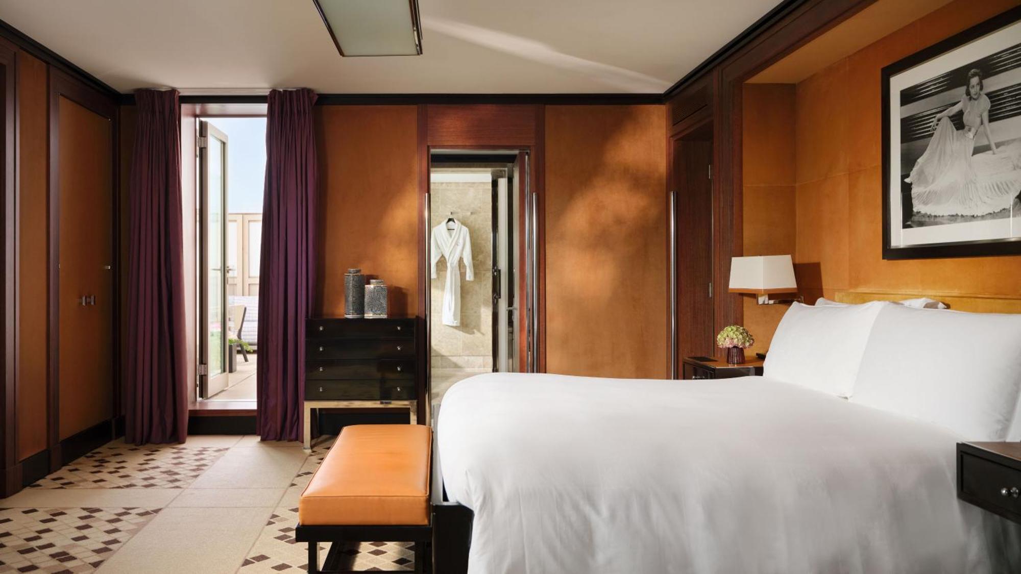 Park Lane Balcony Suite