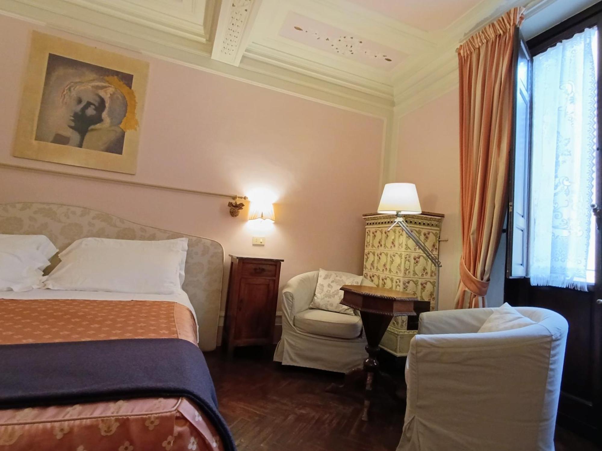 Double or Twin Room Courtyard View