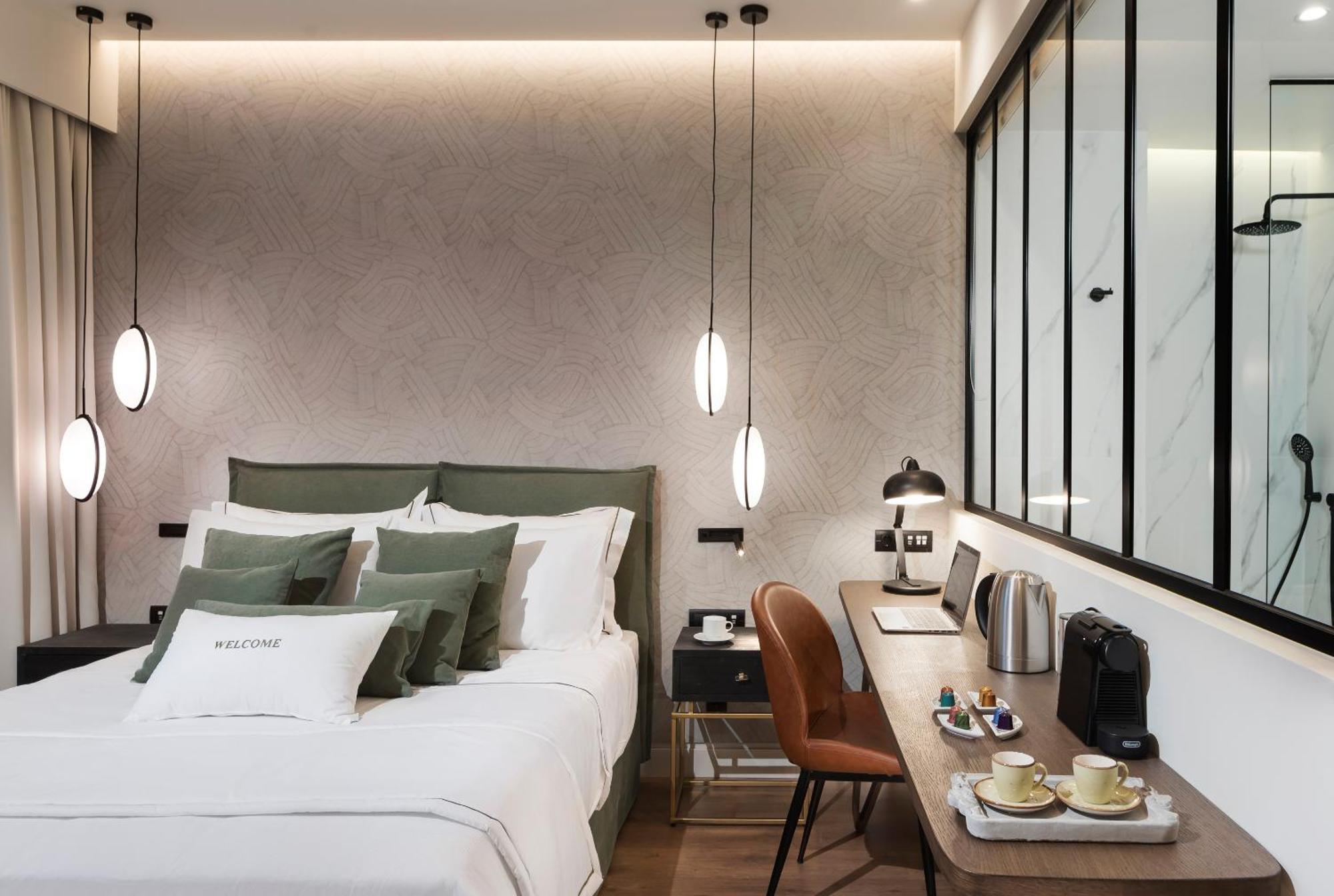 Superior Room,1743371563:JPEG