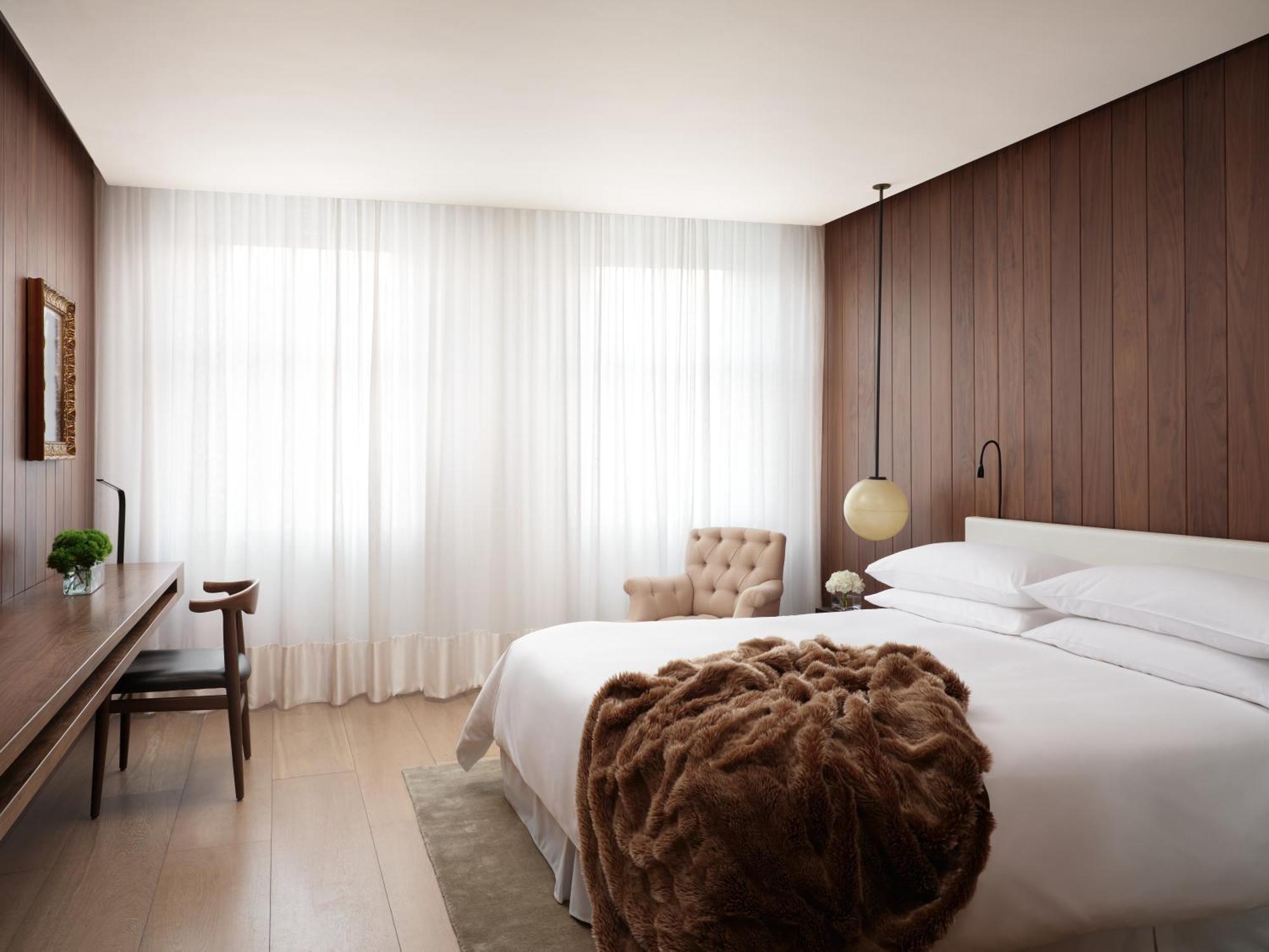 Deluxe King Room,1746923664:JPEG