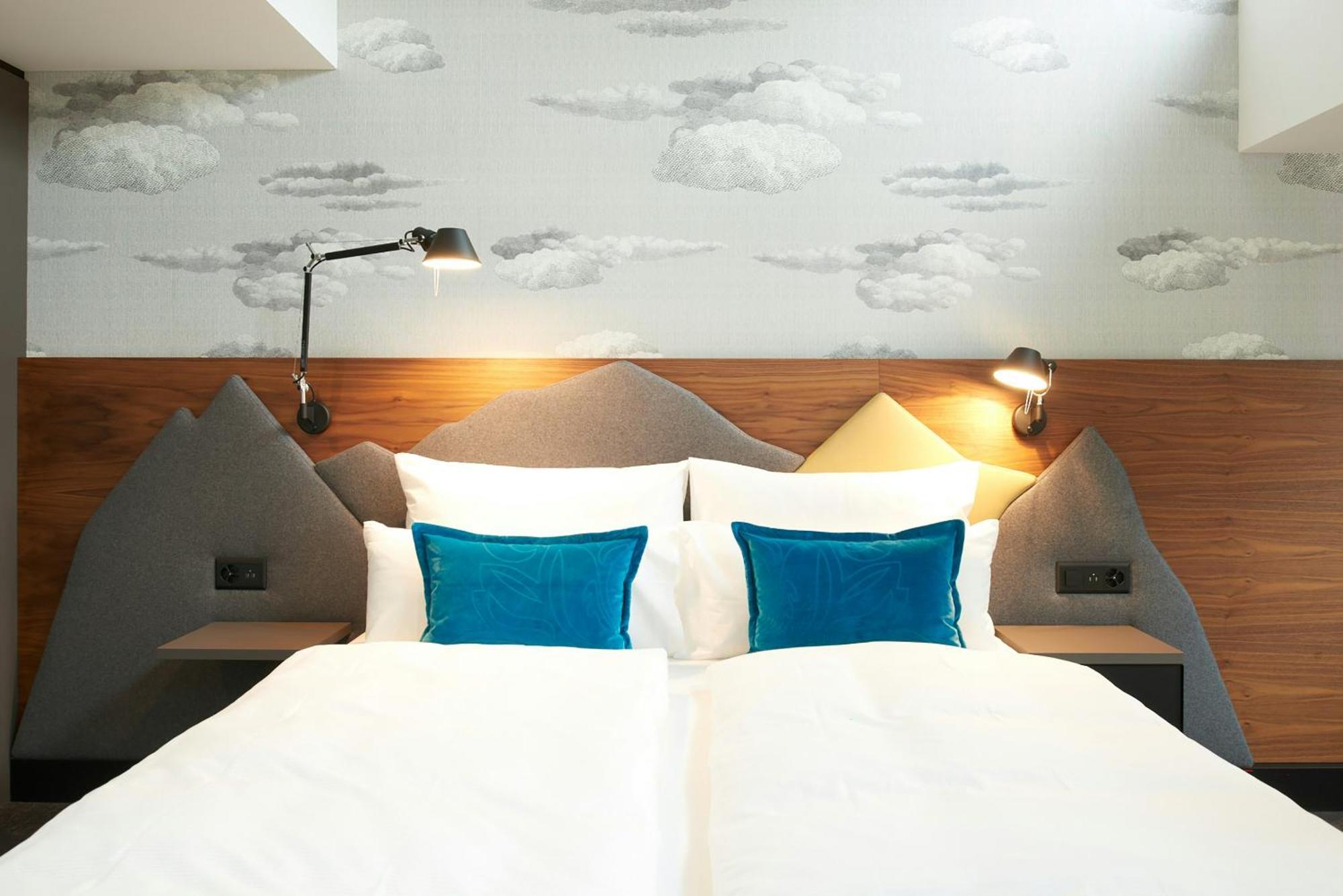 Standard Double Room,1747003248:JPEG