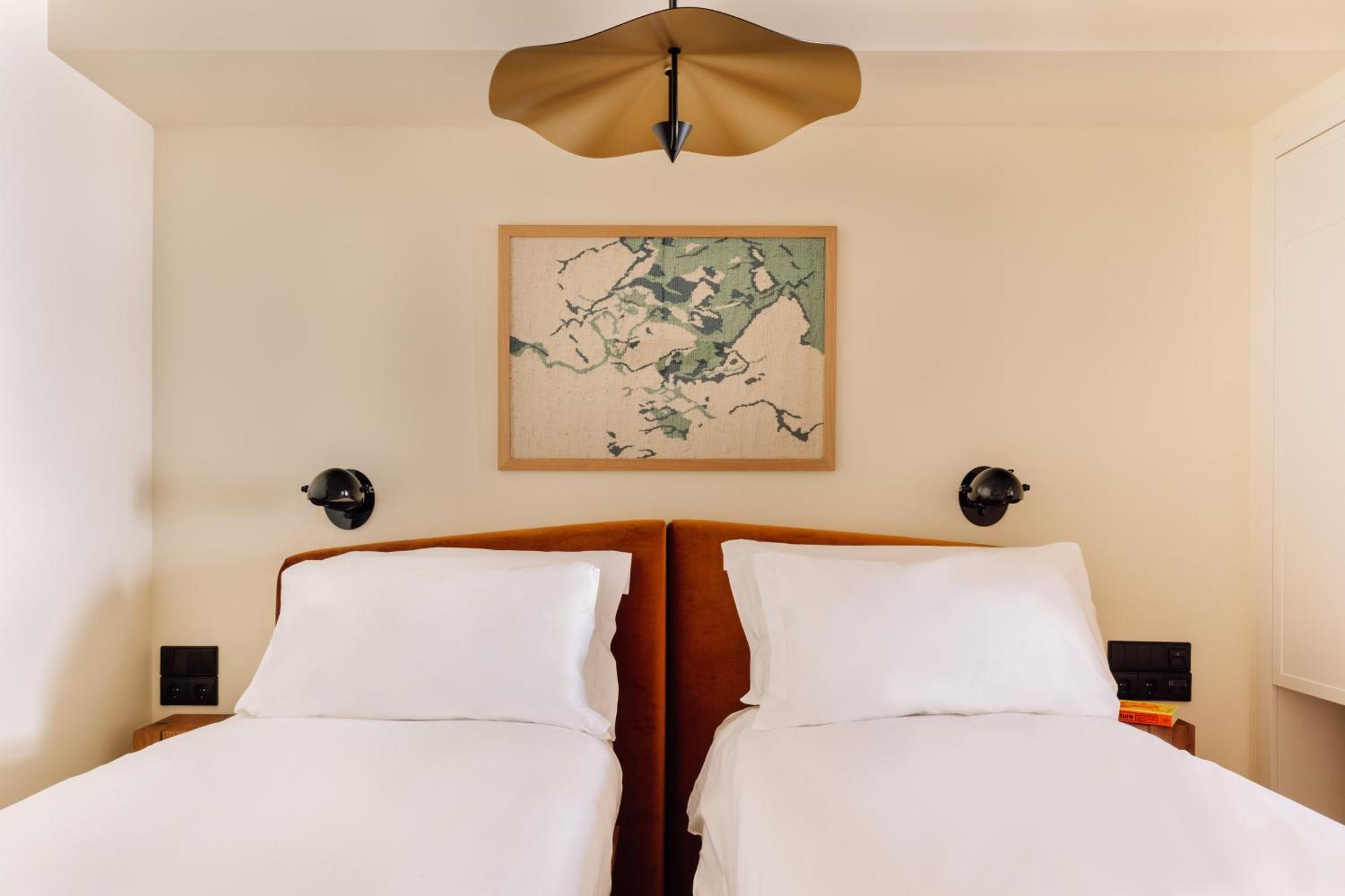 Locke Studio Twin