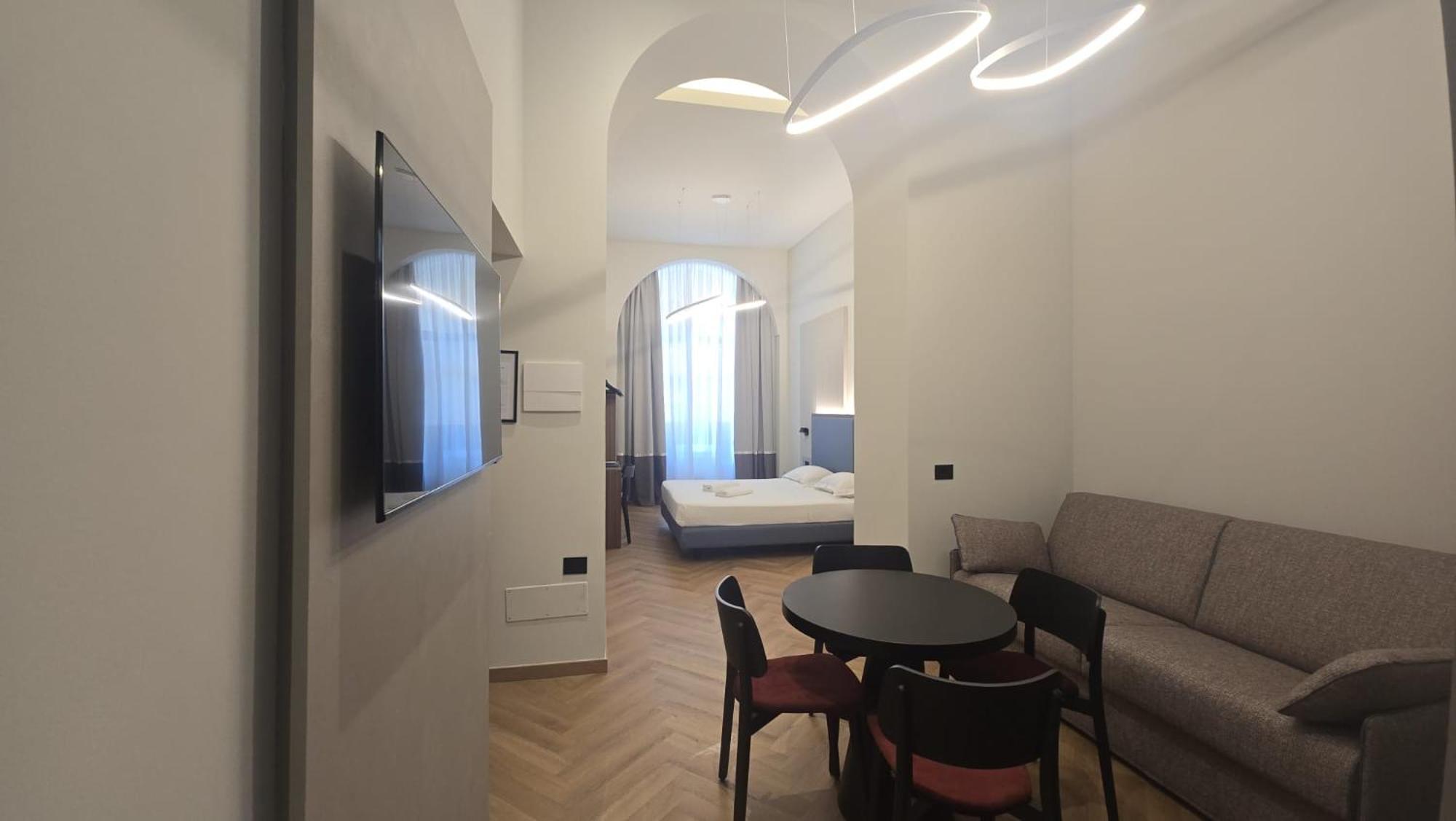 Deluxe Family Room