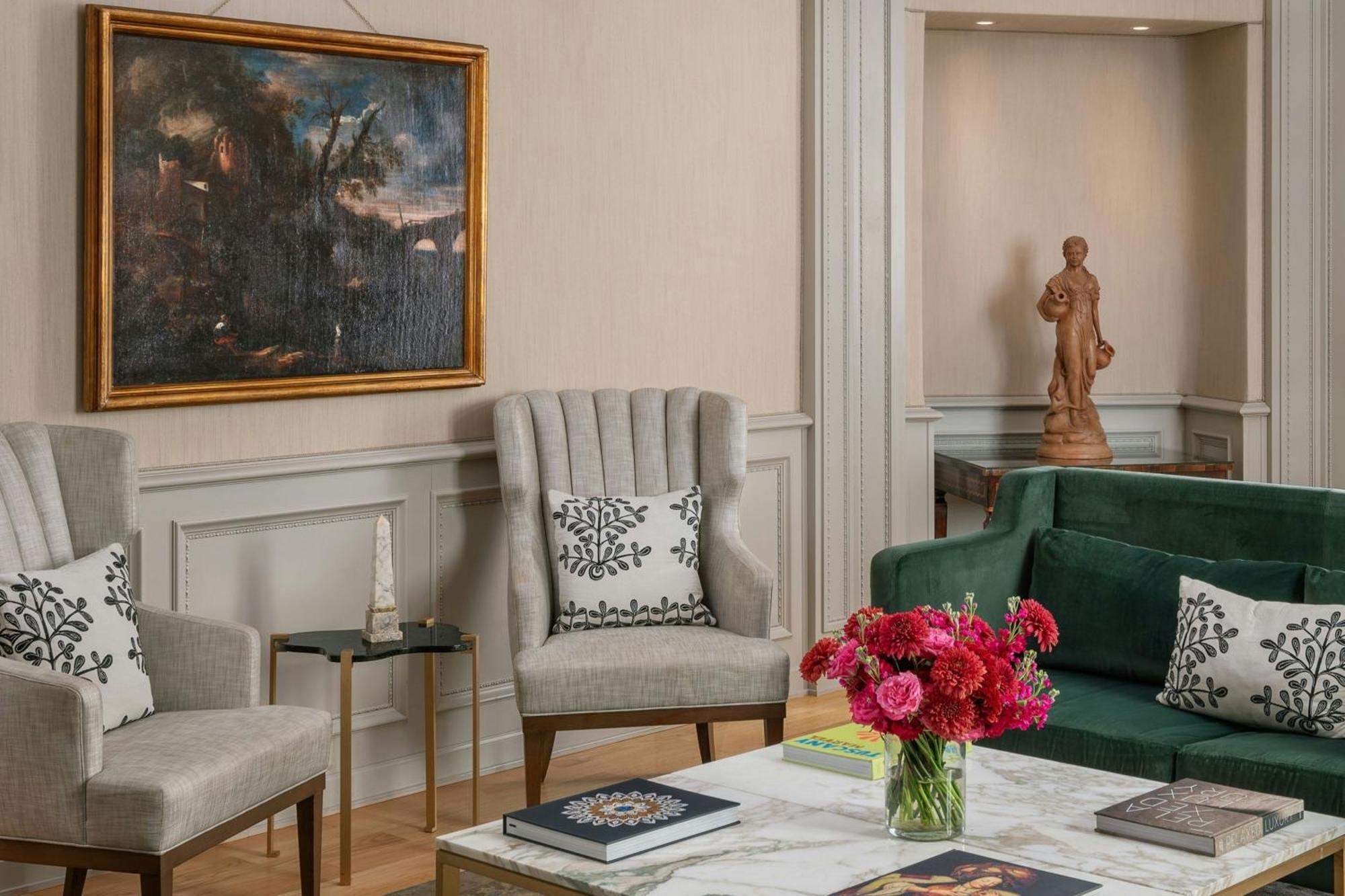 Presidential King Suite Terrace River View