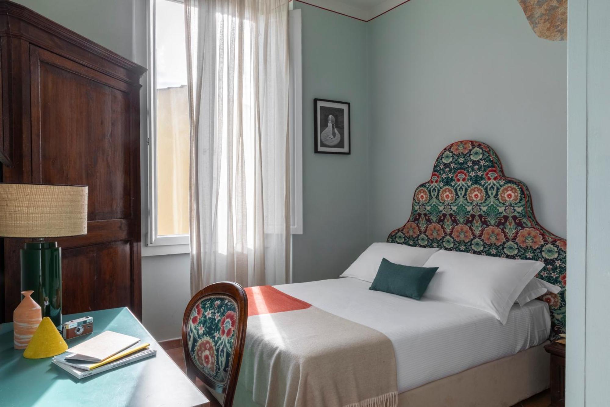 Double Room,1756408859:JPEG