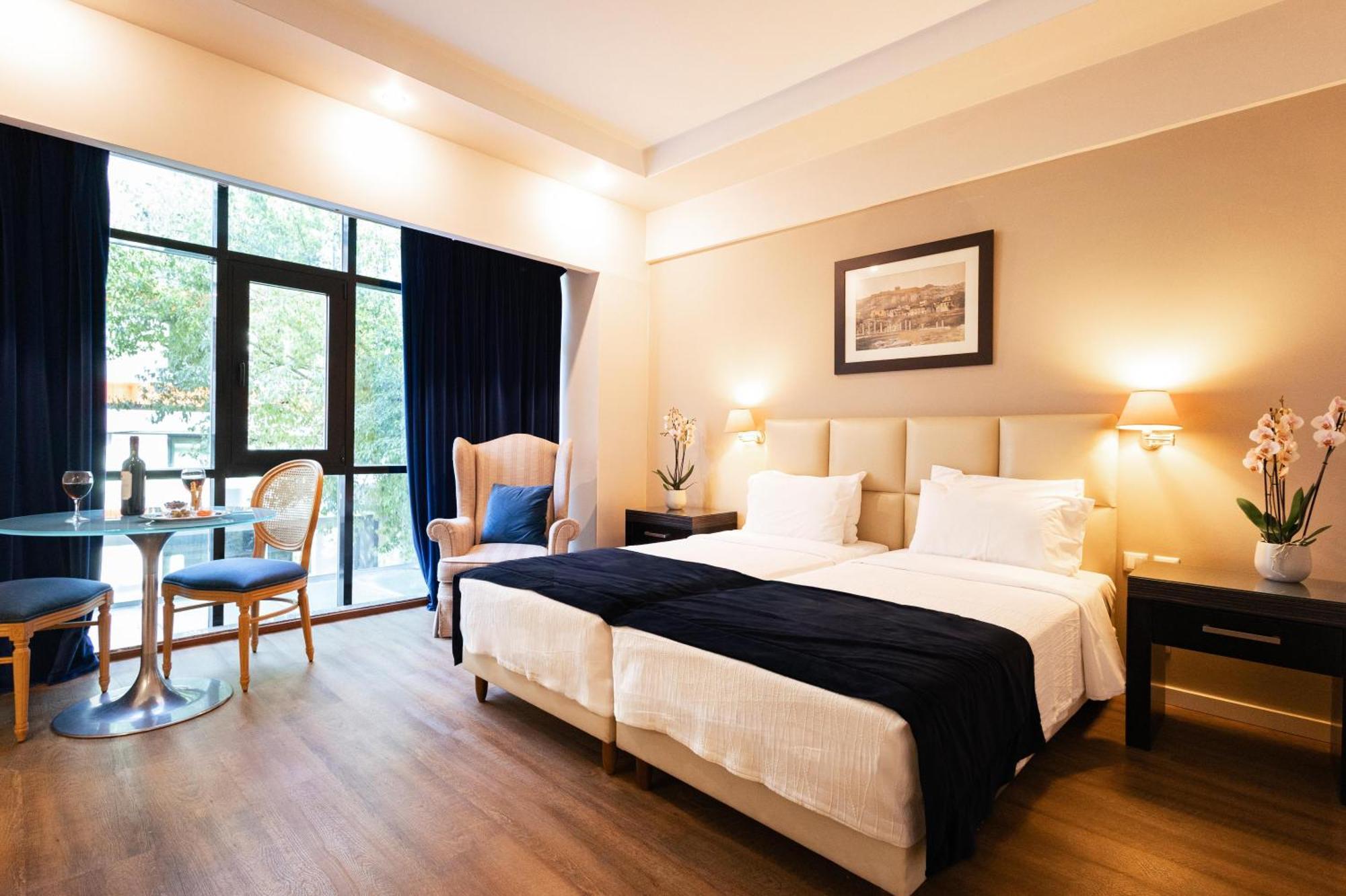 Twin Room - Non-Smoking
