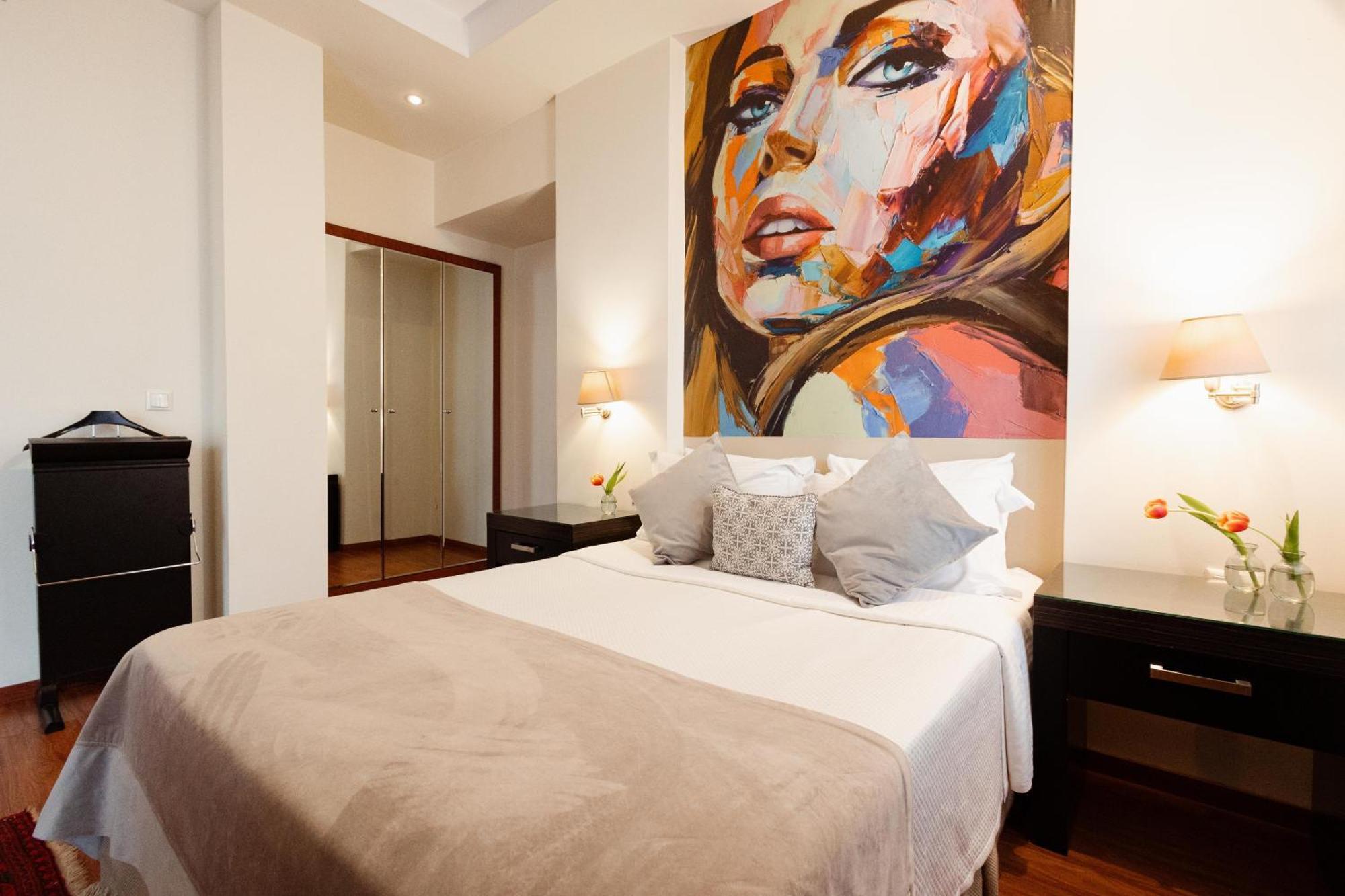 Junior King Suite