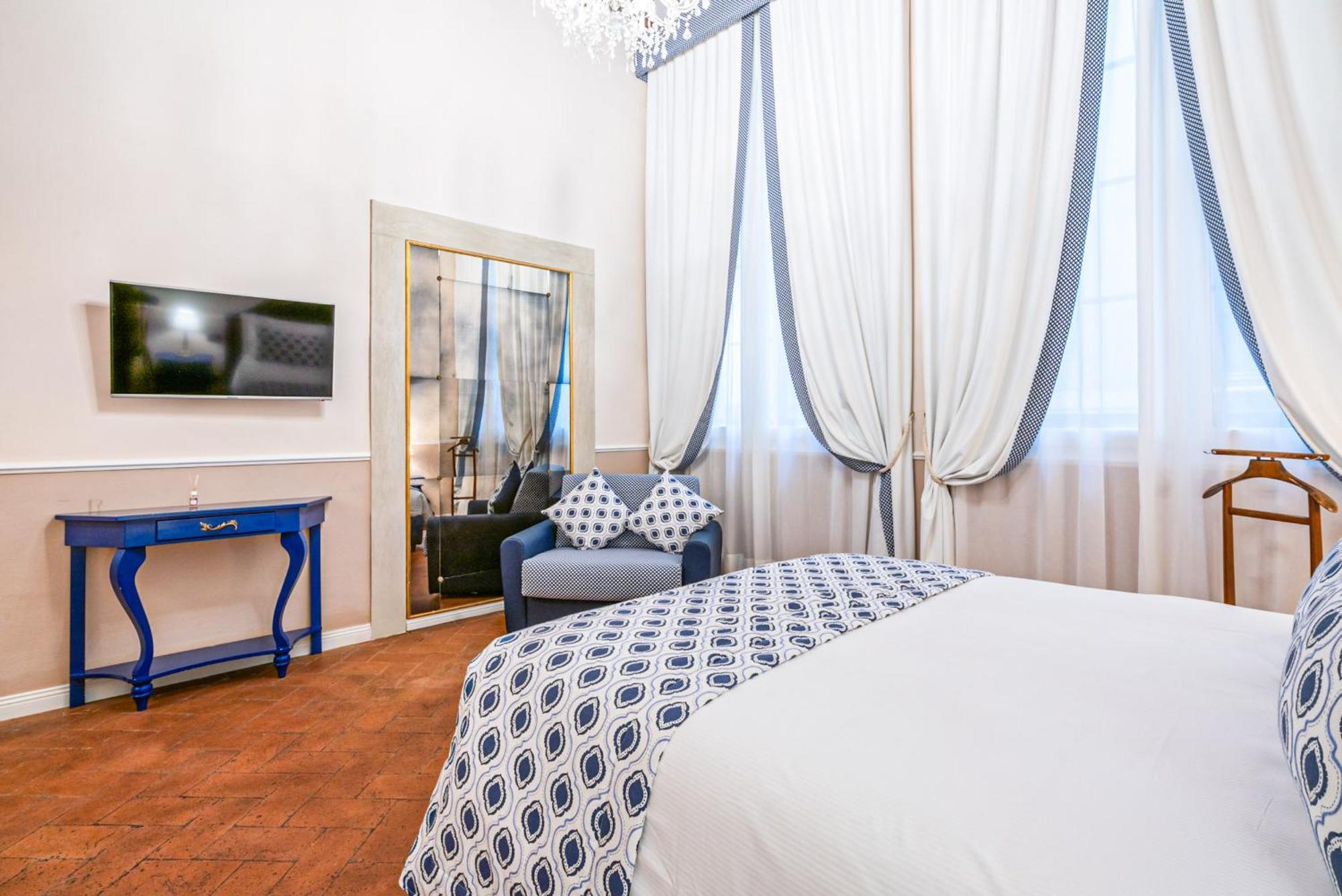 Superior Queen Room