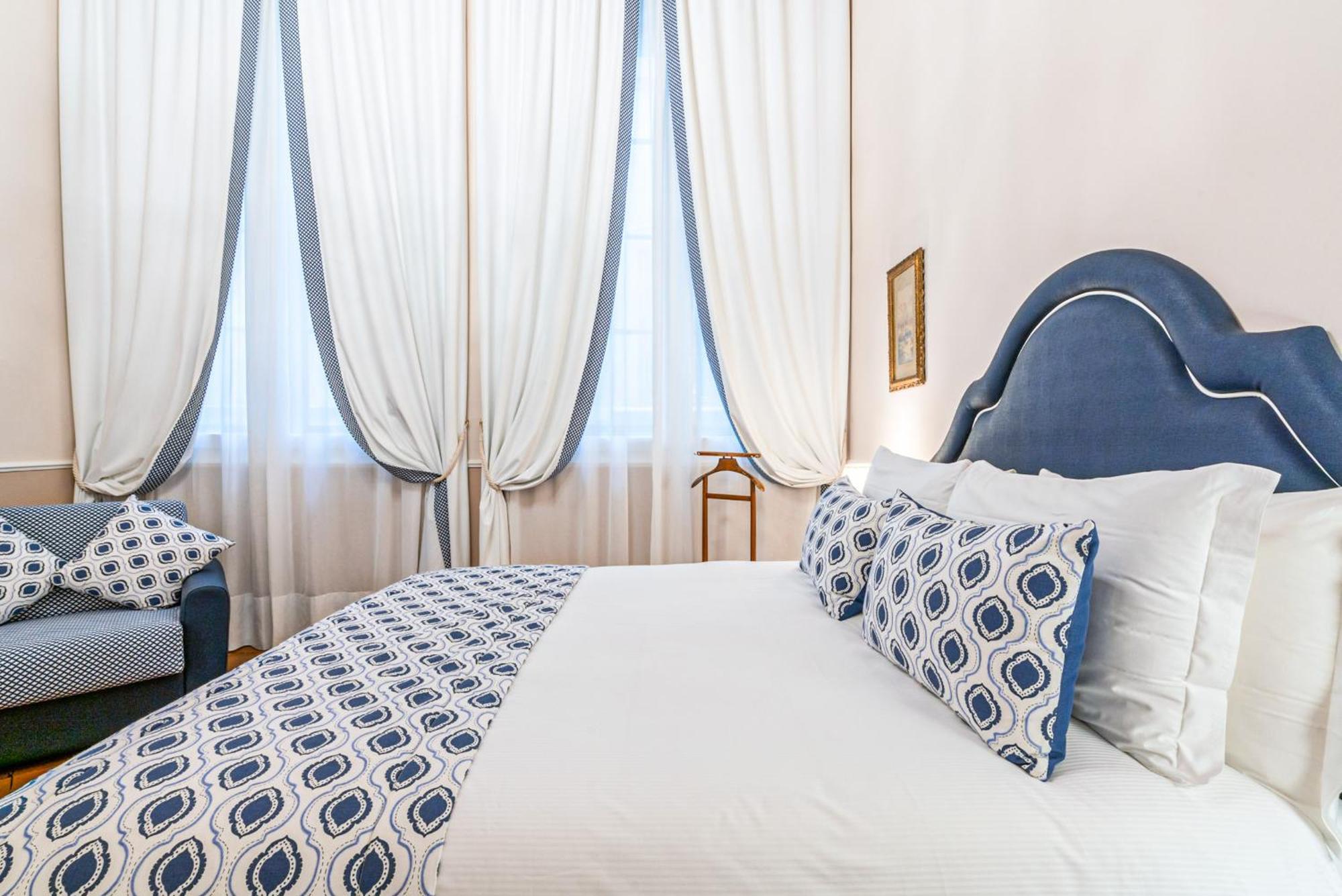Superior Queen Room