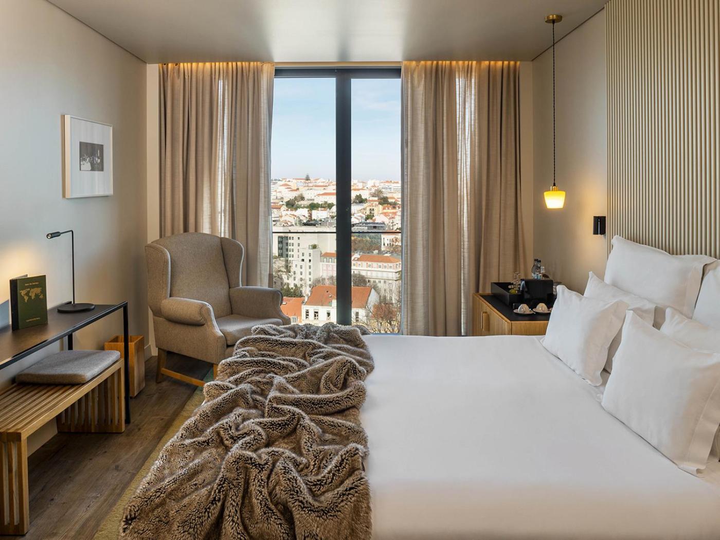 Superior Double or Twin Room City View