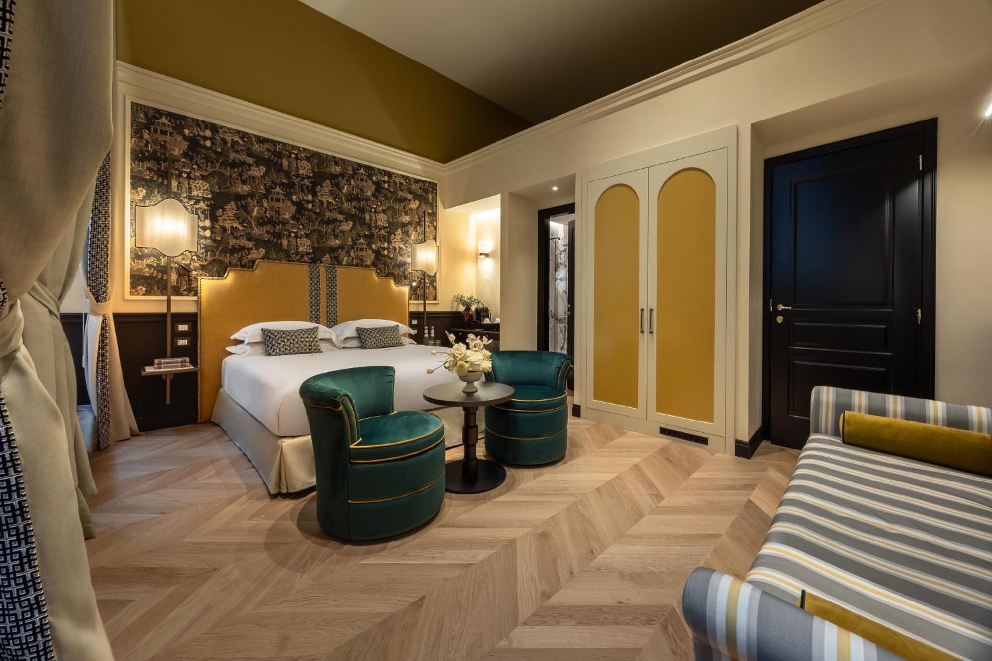 Deluxe King Room