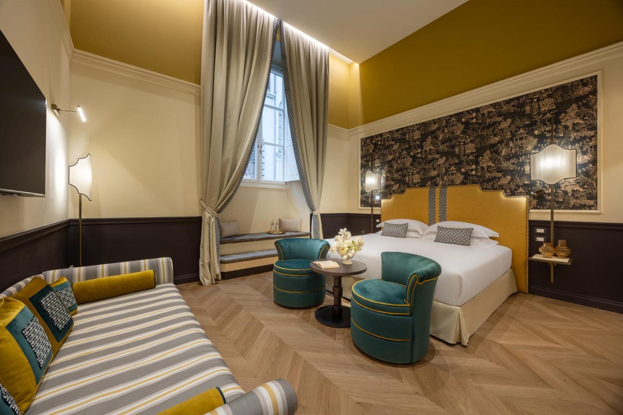 Deluxe King Room