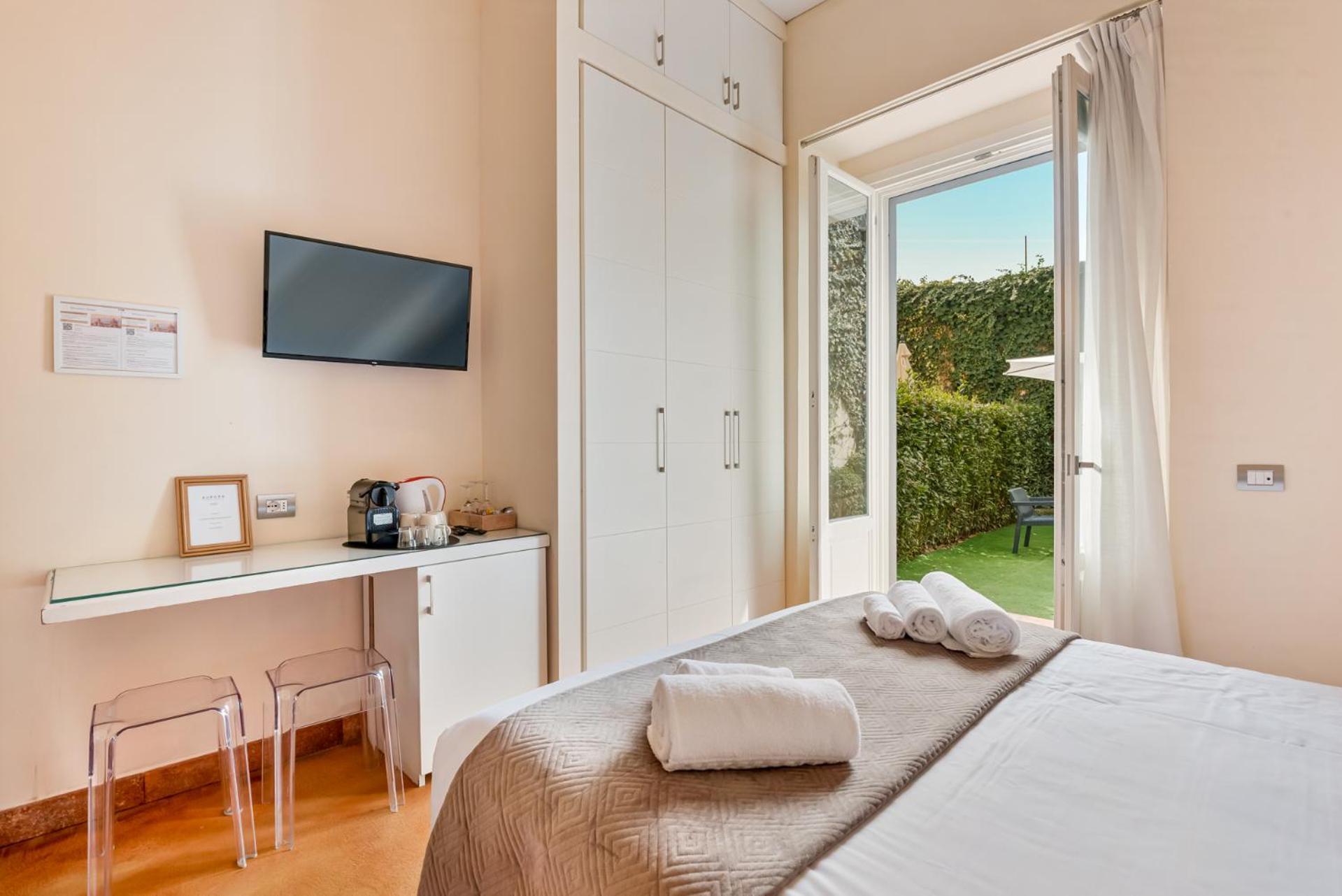 Double Room Garden View