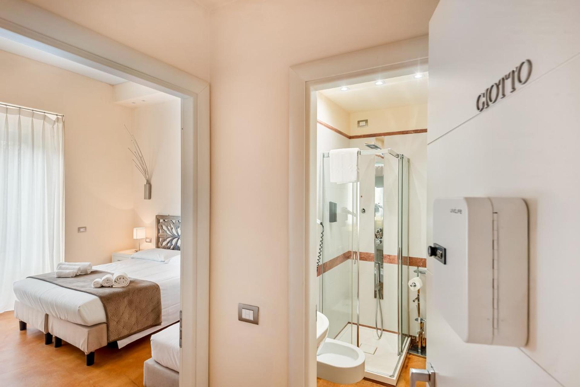 Deluxe Double Room Garden View