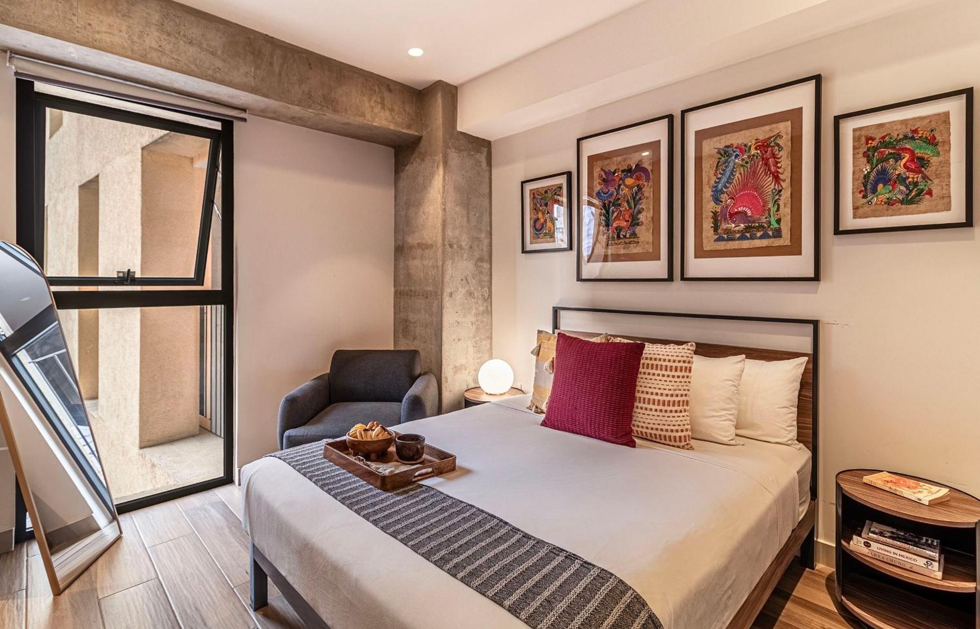 Superior Apartment with City View