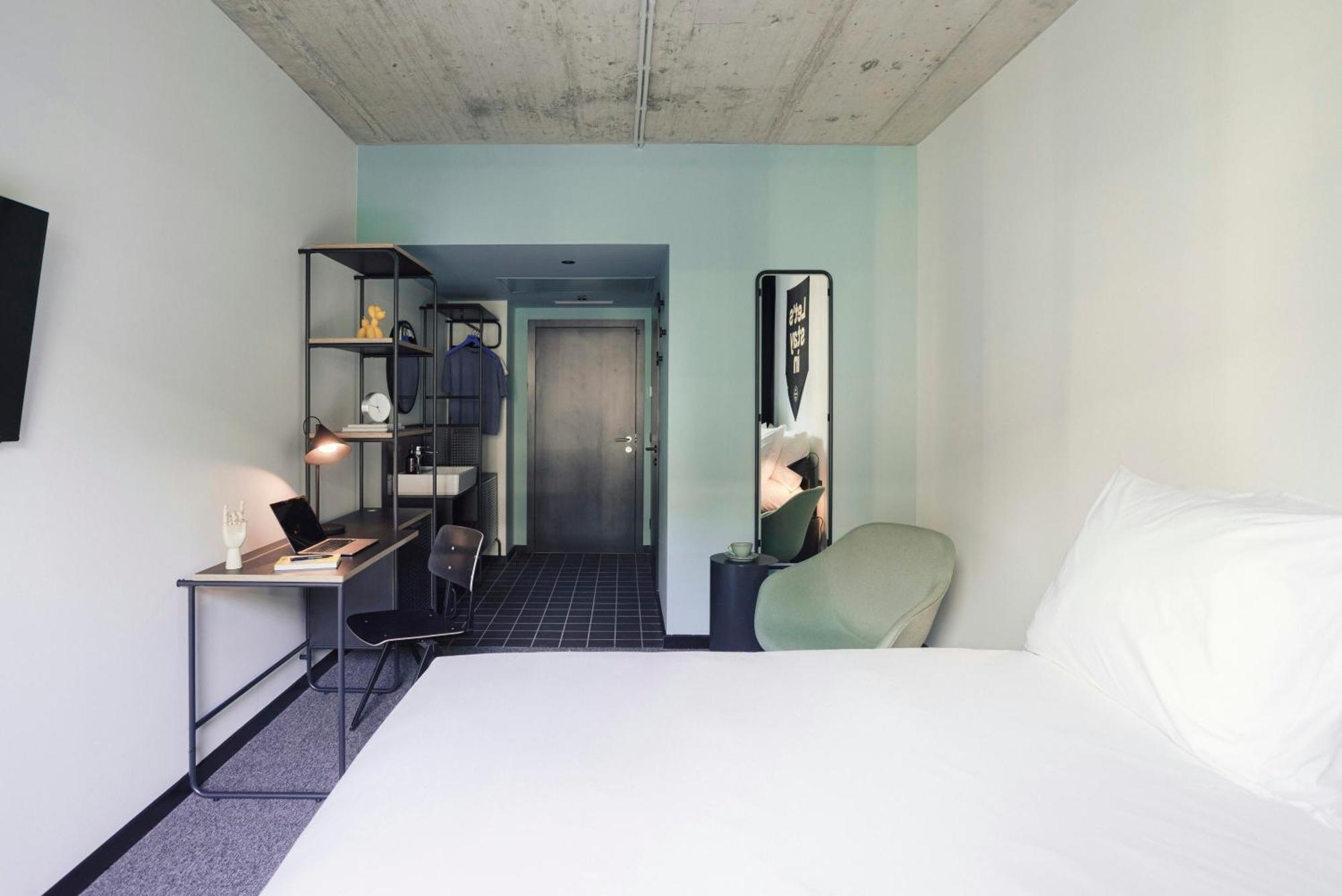Executive Queen Room