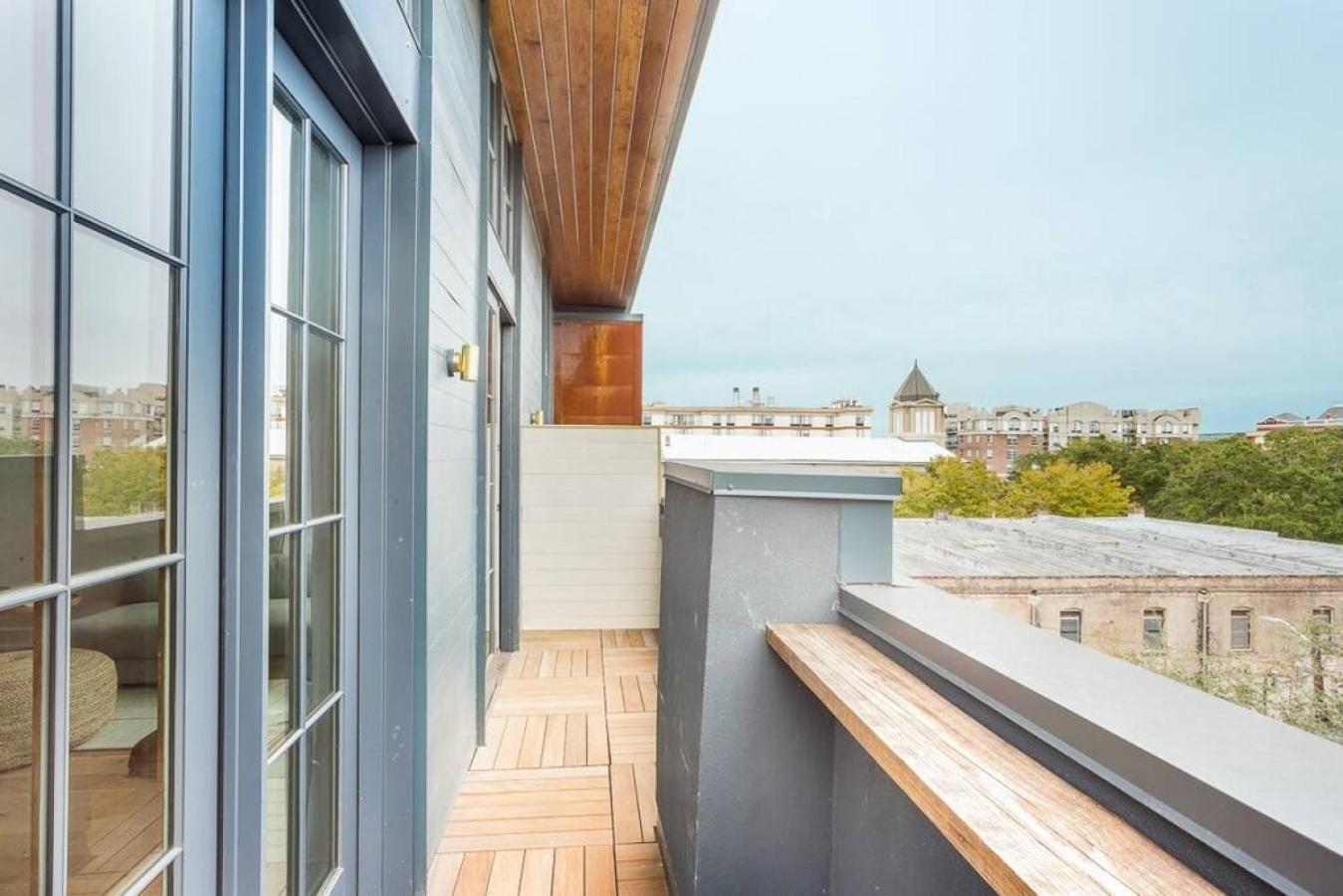 One-Bedroom Loft Apartment with Balcony