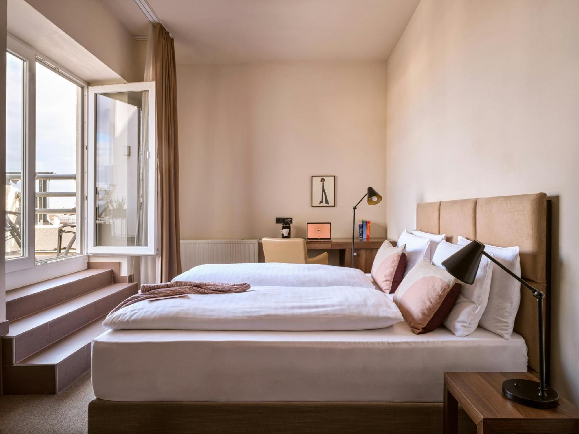 Signature Double Room City View