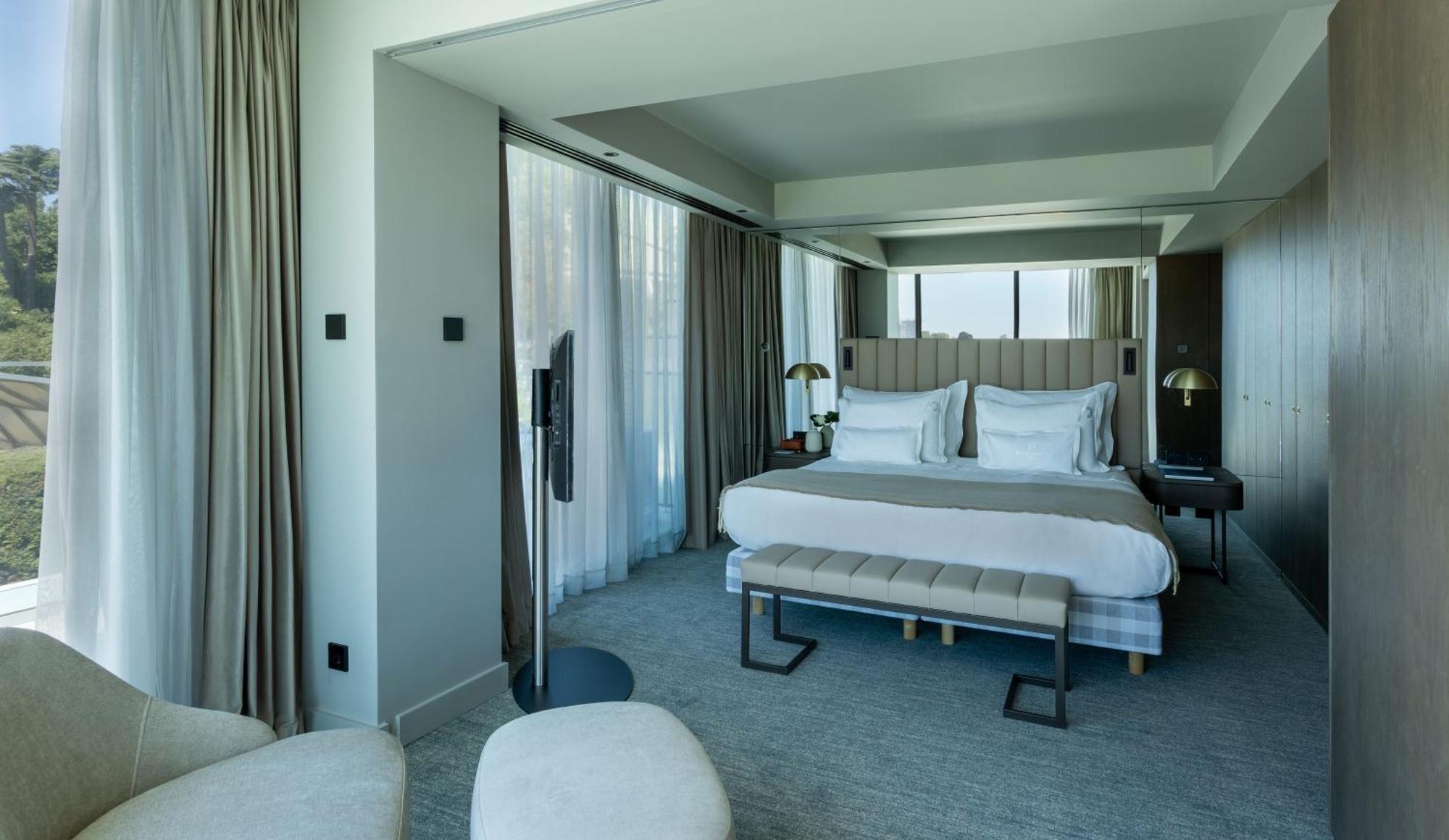 Penthouse Suite