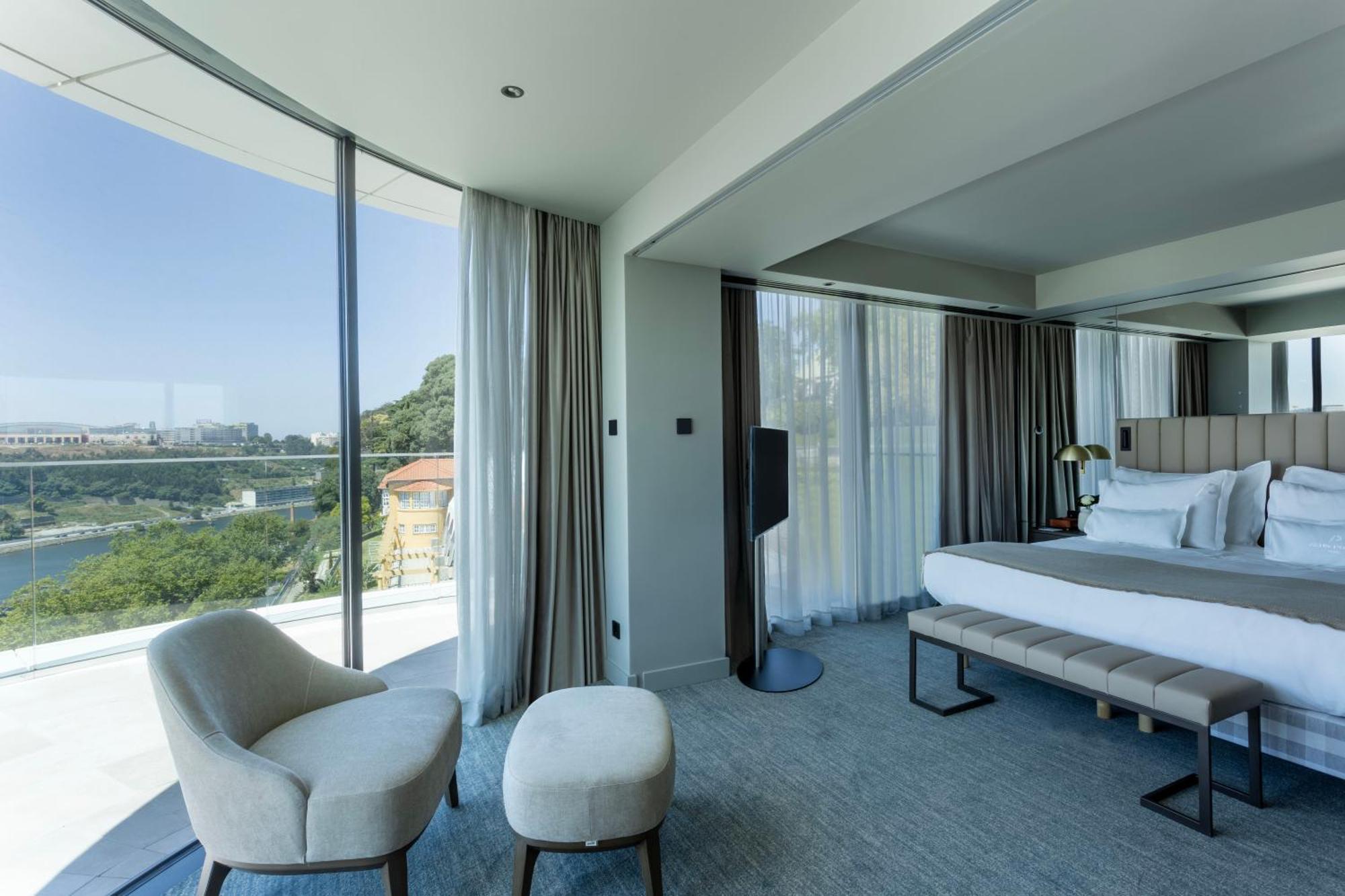 Penthouse Suite