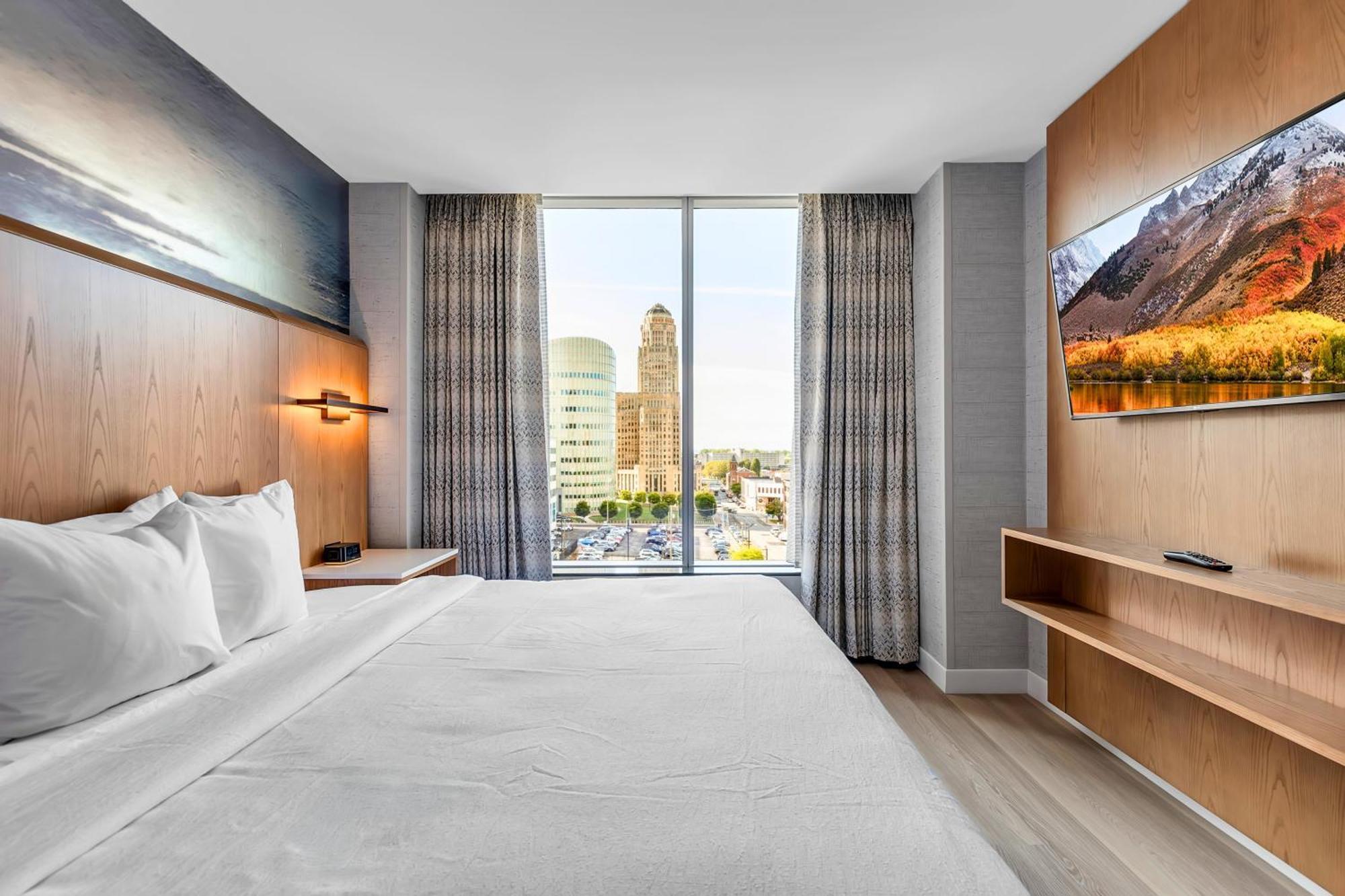 Two-Room Executive King Suite - Non-Smoking