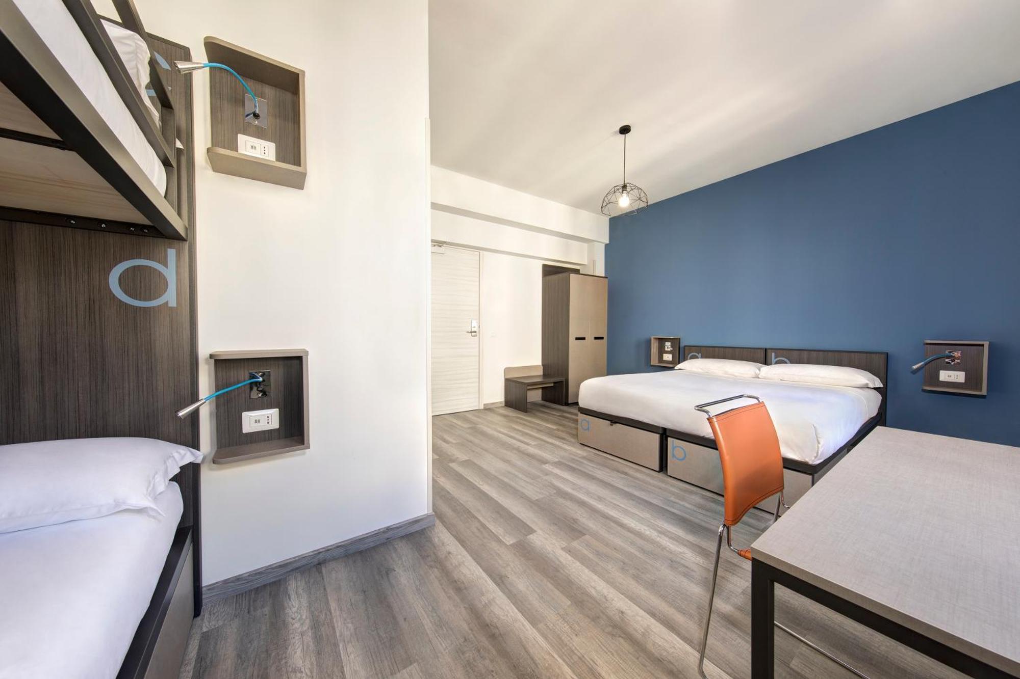 Quadruple Room Private Bathroom