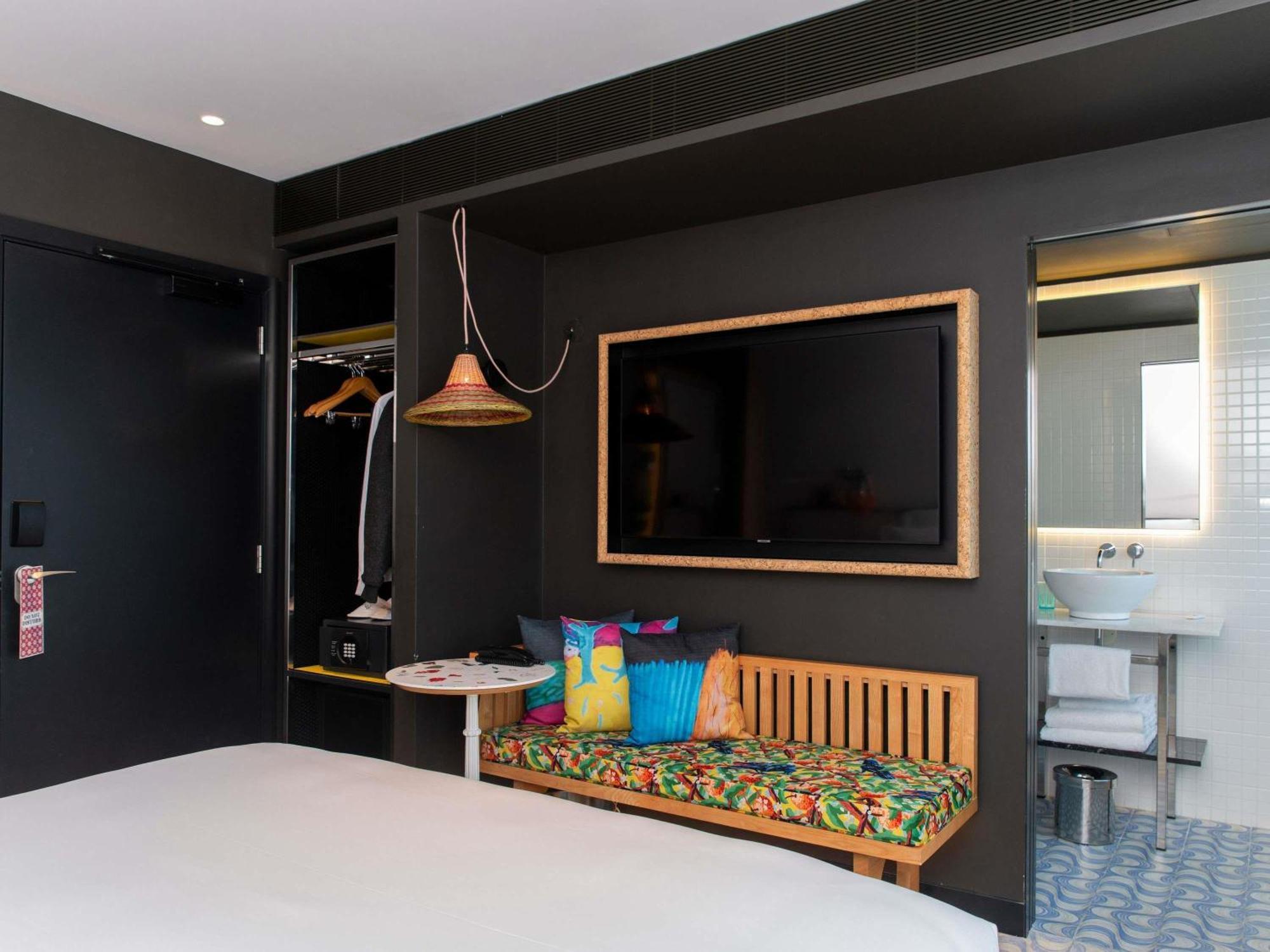 MEDIUM MAMA Double Room Terrace