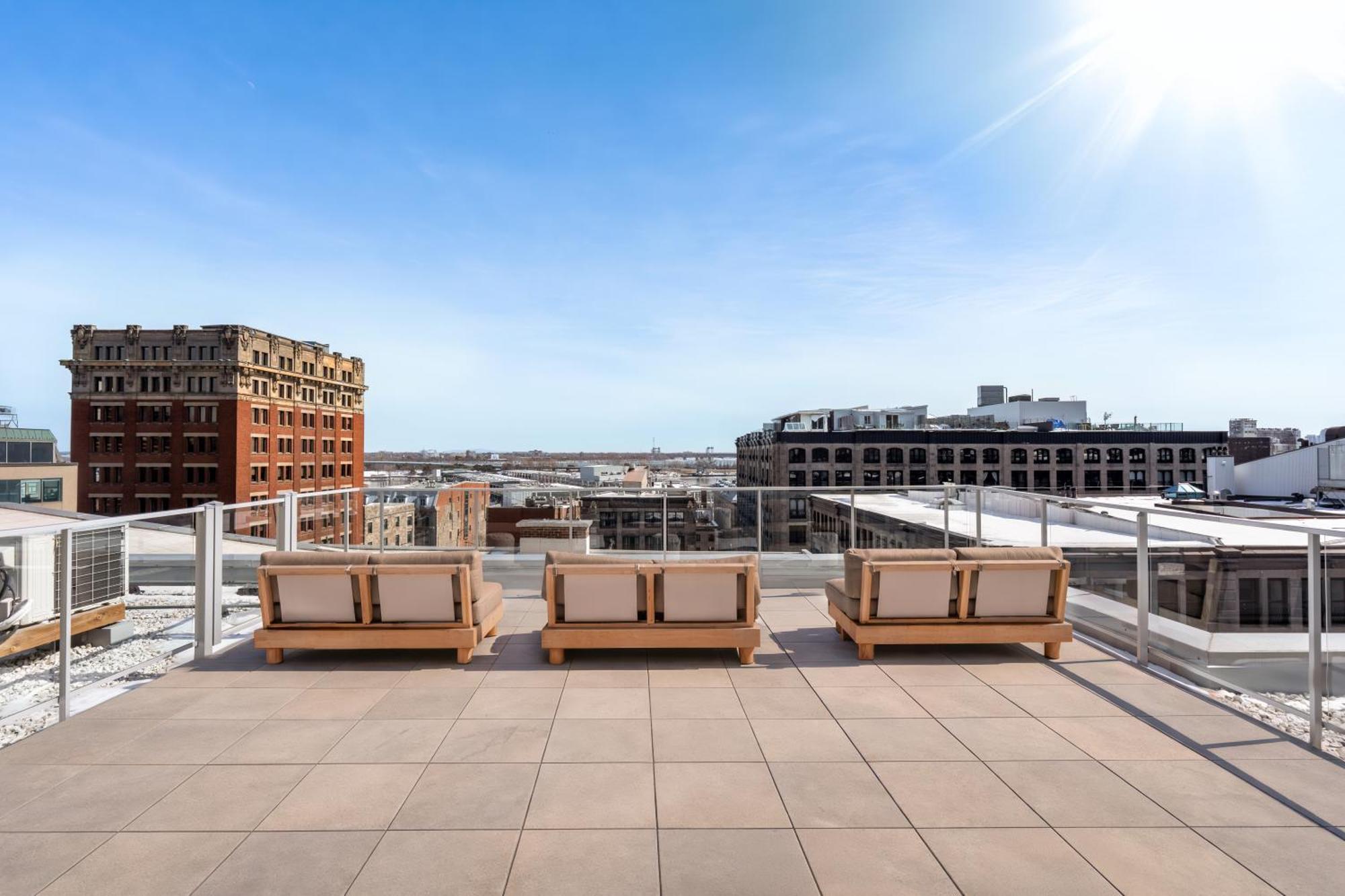 Top Floor Loft with Skyline View