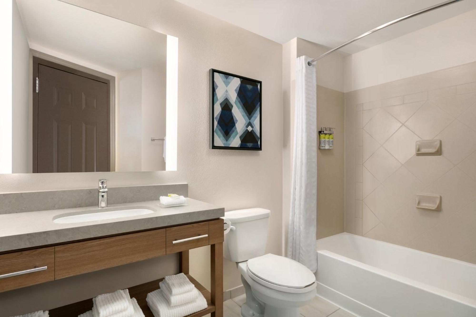 Standard King Room Tub,1770477999:JPEG